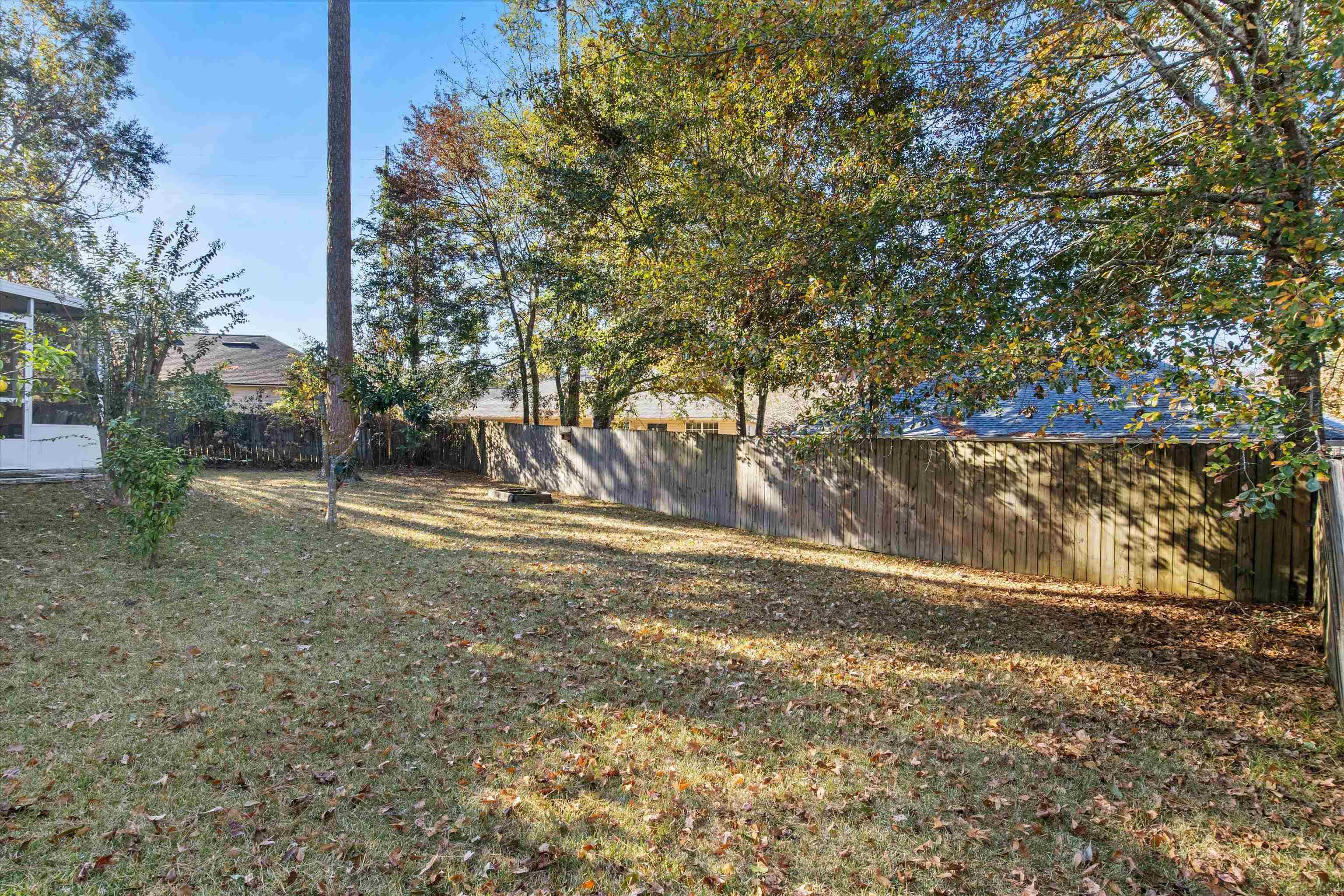 2728 Oakleigh Court