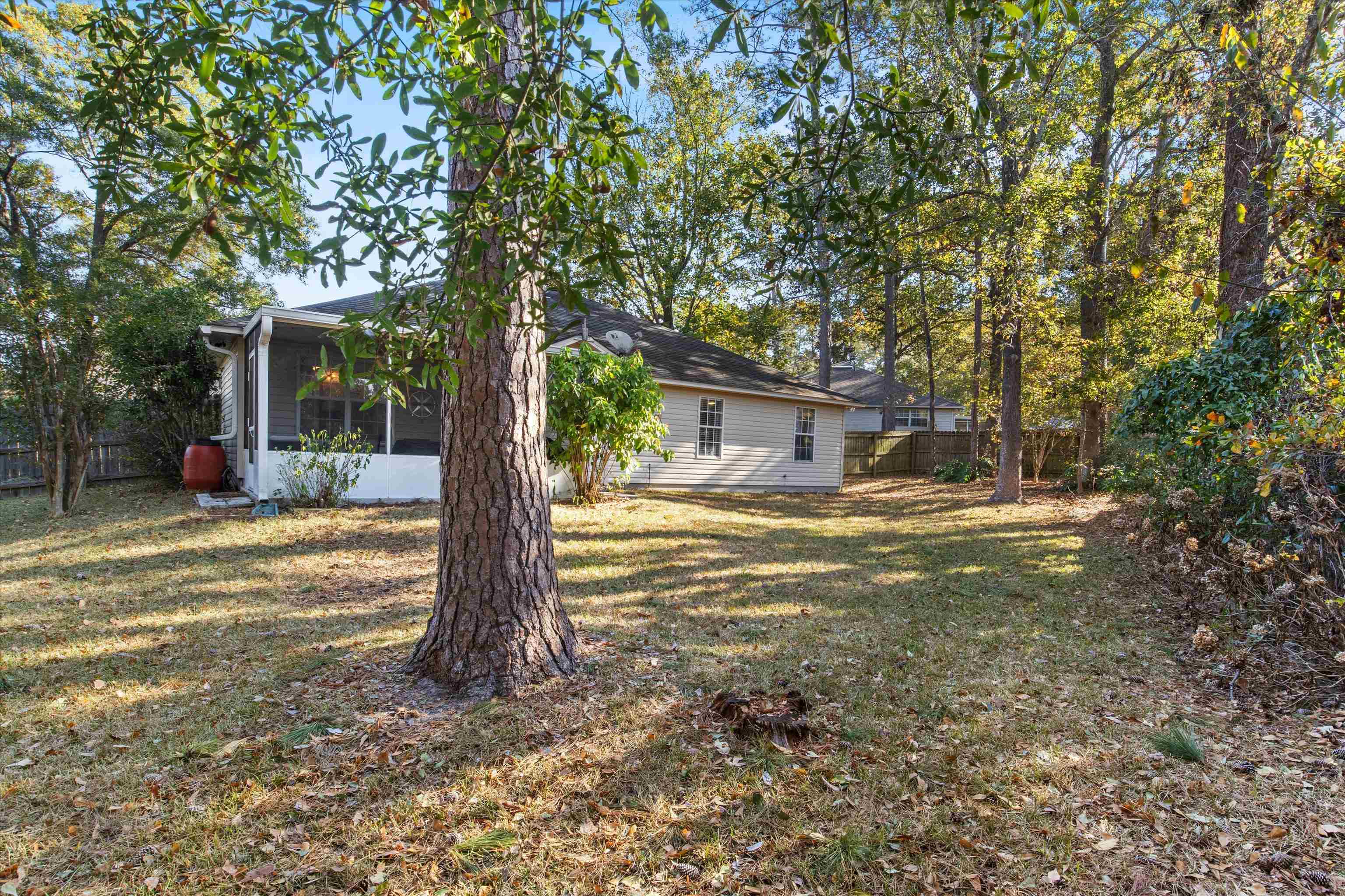 2728 Oakleigh Court
