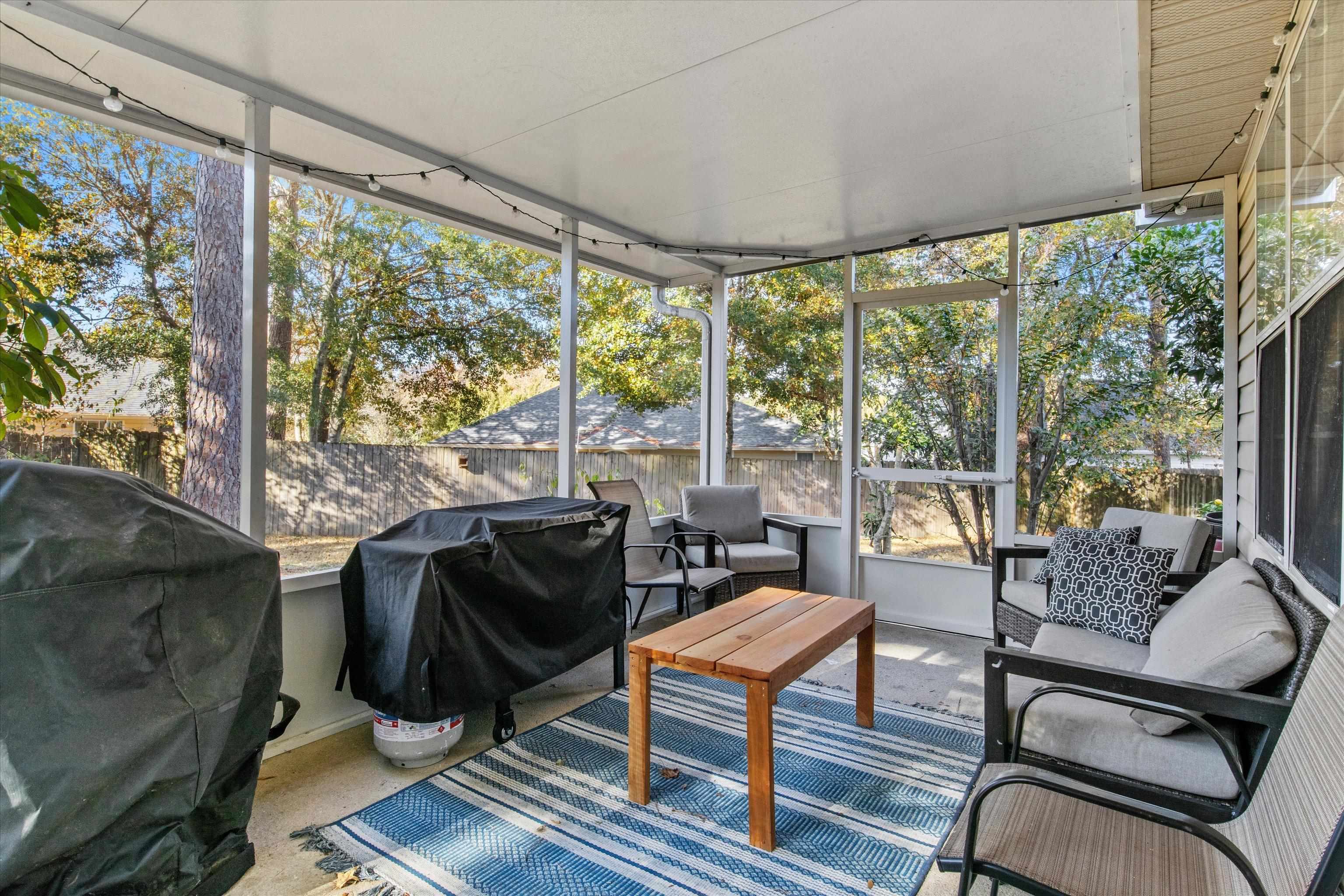 2728 Oakleigh Court
