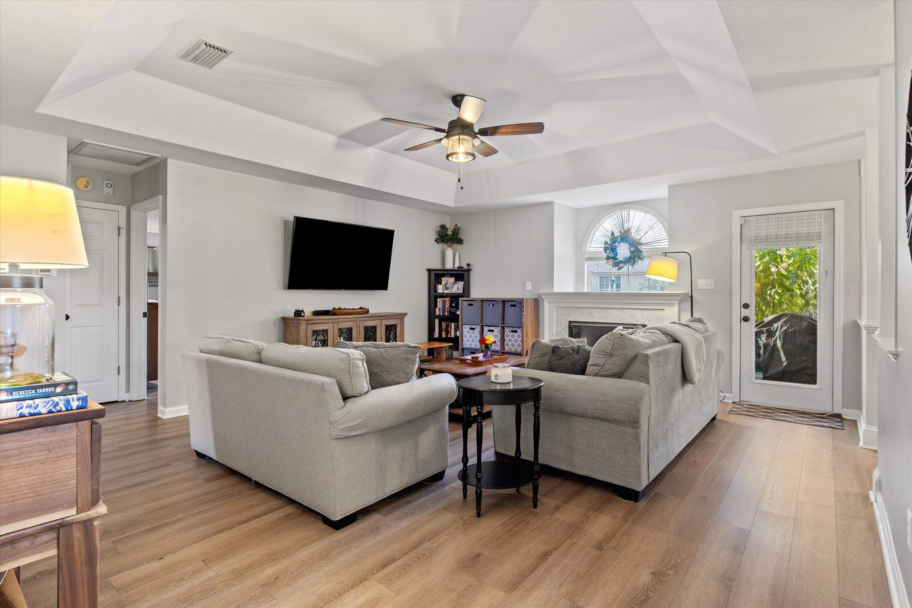 2728 Oakleigh Court
