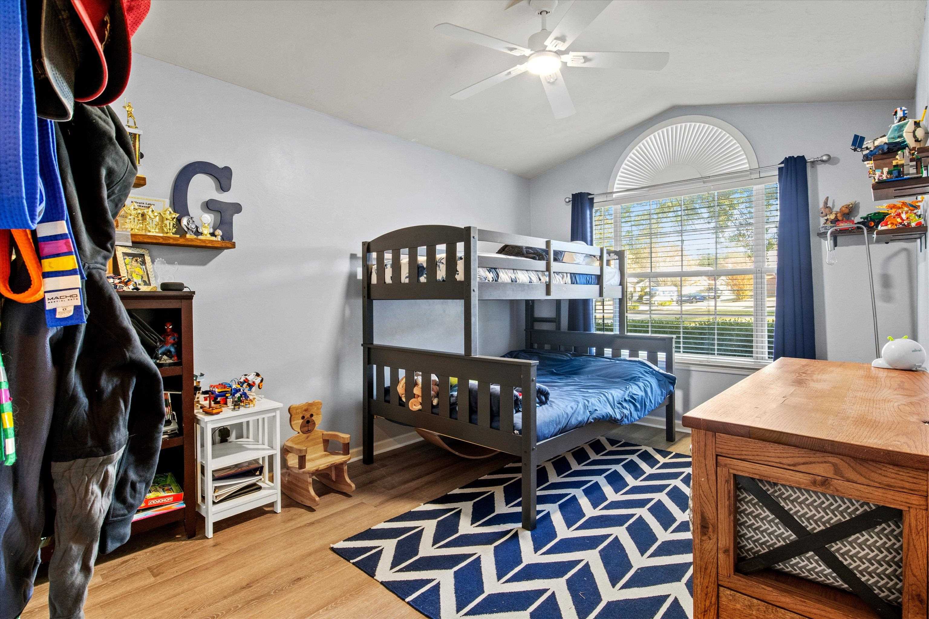 2728 Oakleigh Court