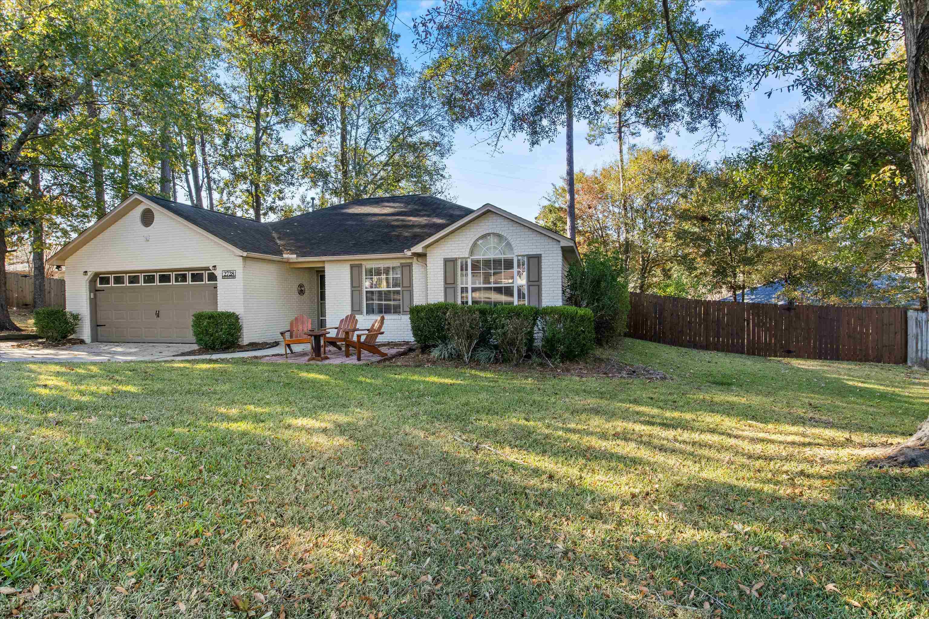 2728 Oakleigh Court