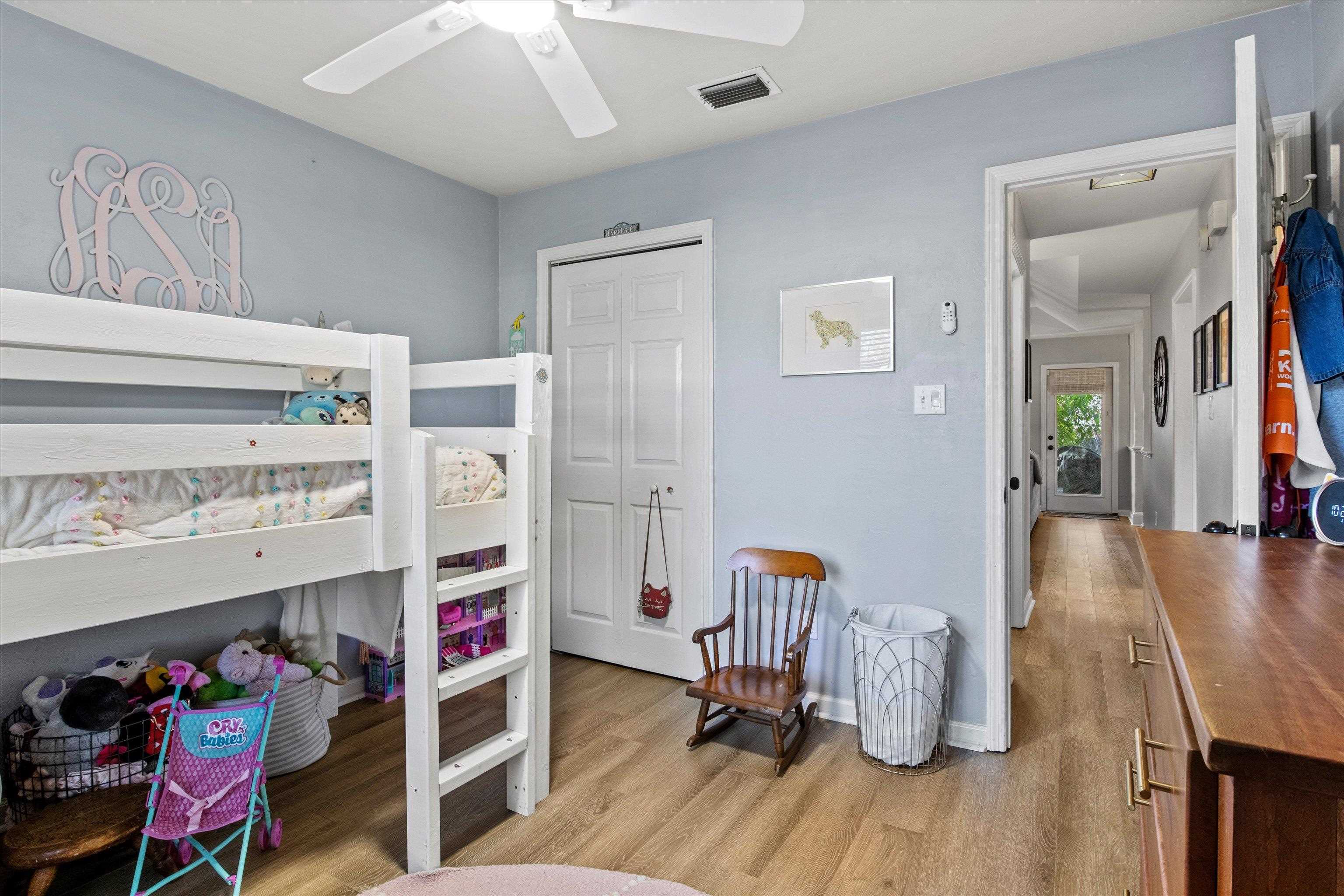 2728 Oakleigh Court