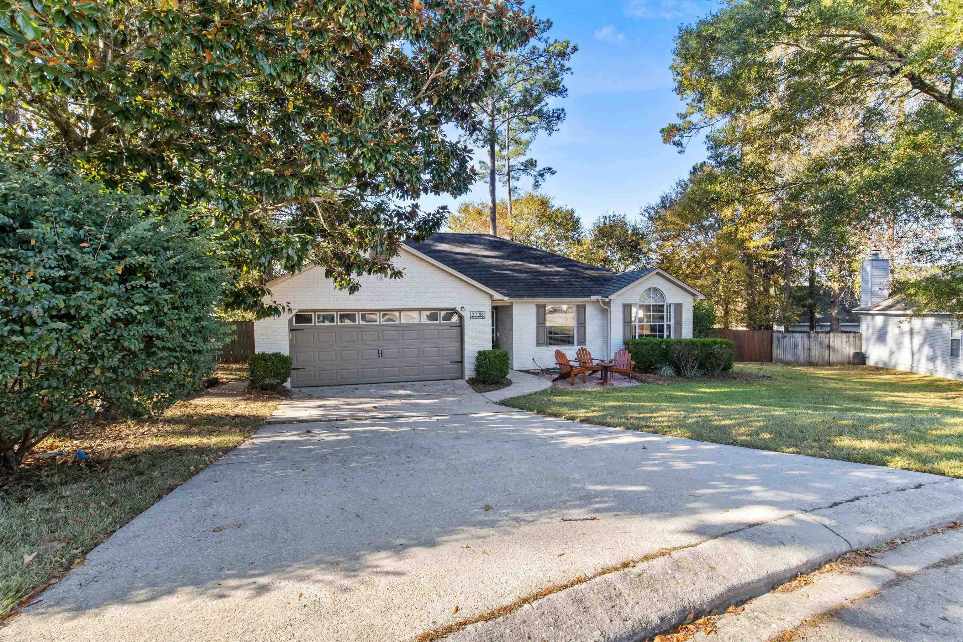 2728 Oakleigh Court
