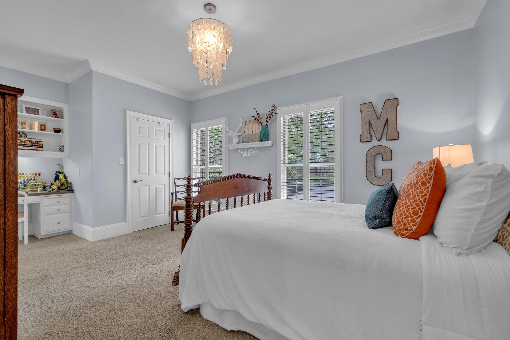 8555 Congressional Drive