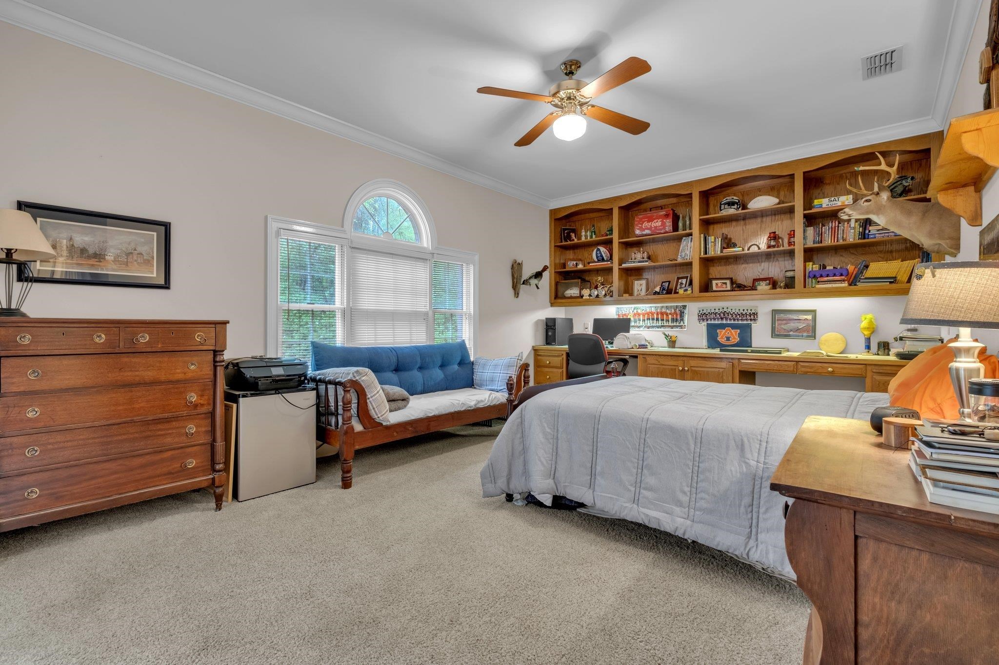 8555 Congressional Drive