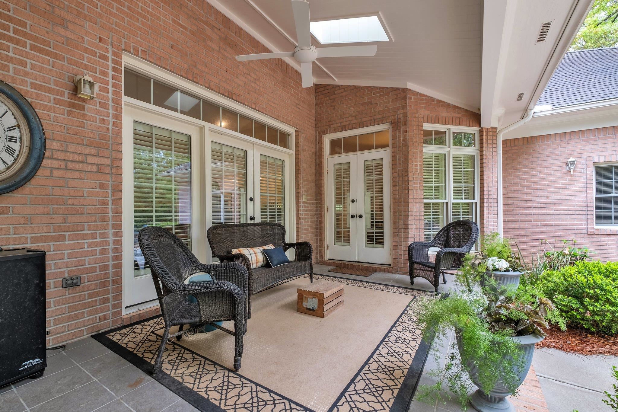 8555 Congressional Drive