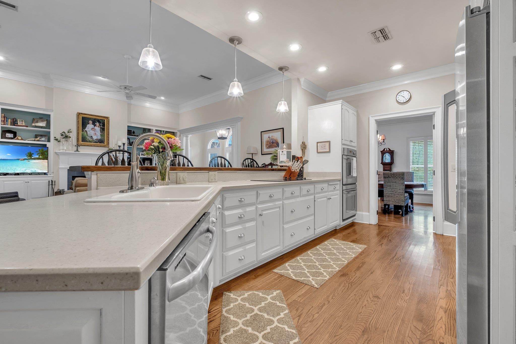 8555 Congressional Drive