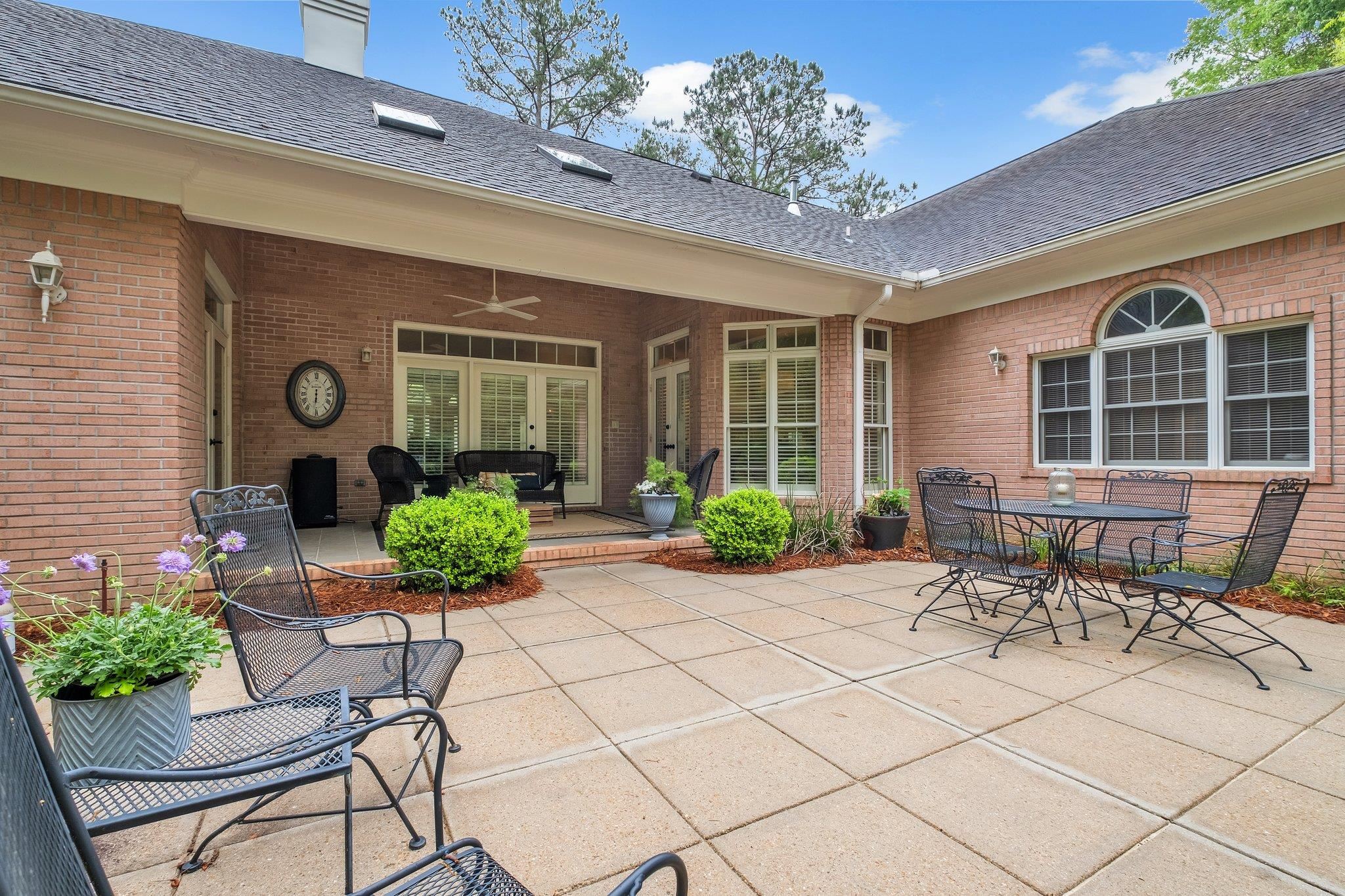 8555 Congressional Drive