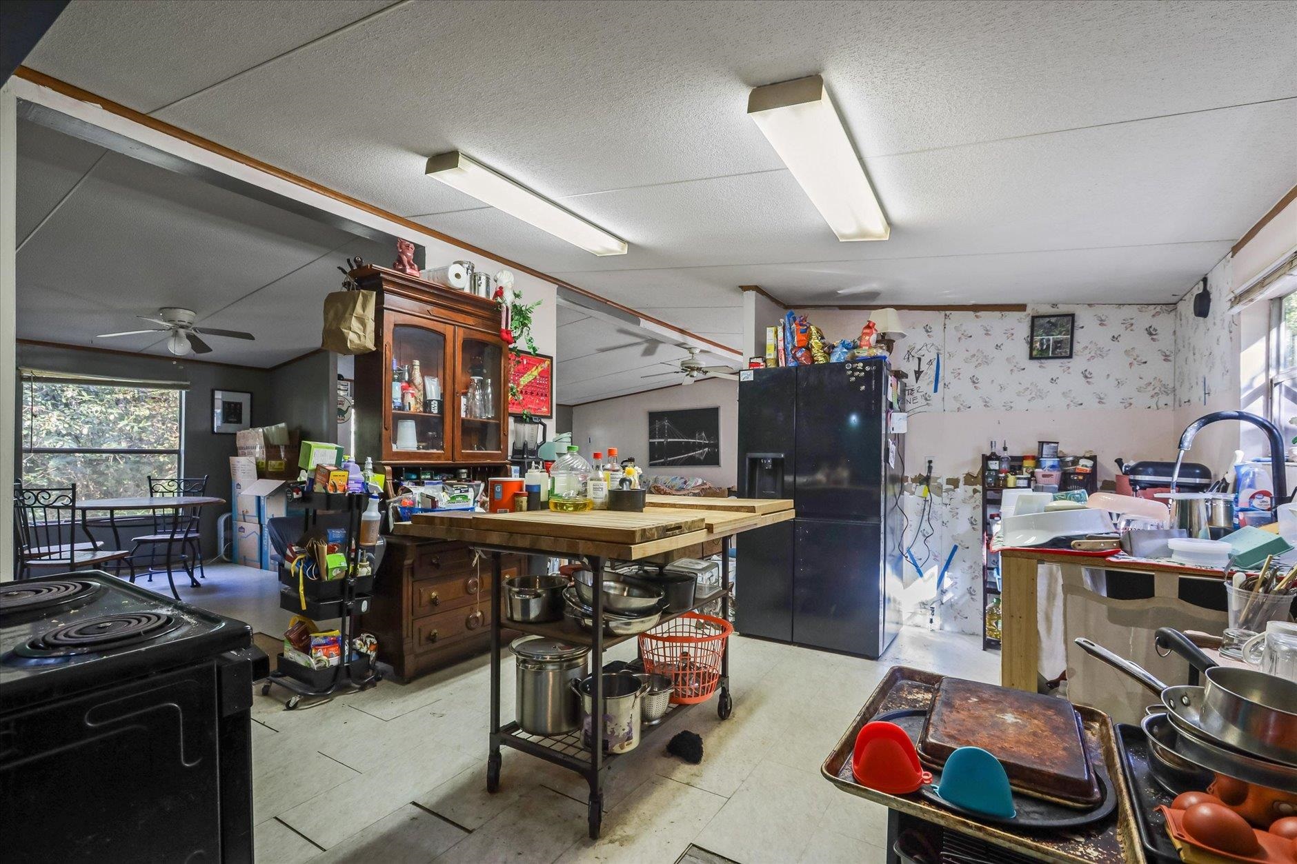 728 Sir Richard Road