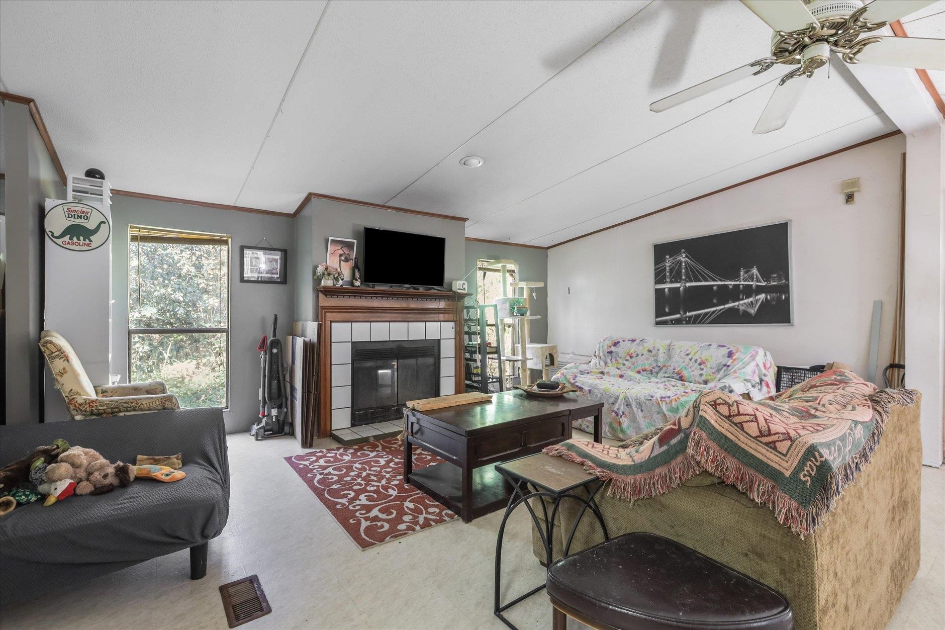 728 Sir Richard Road