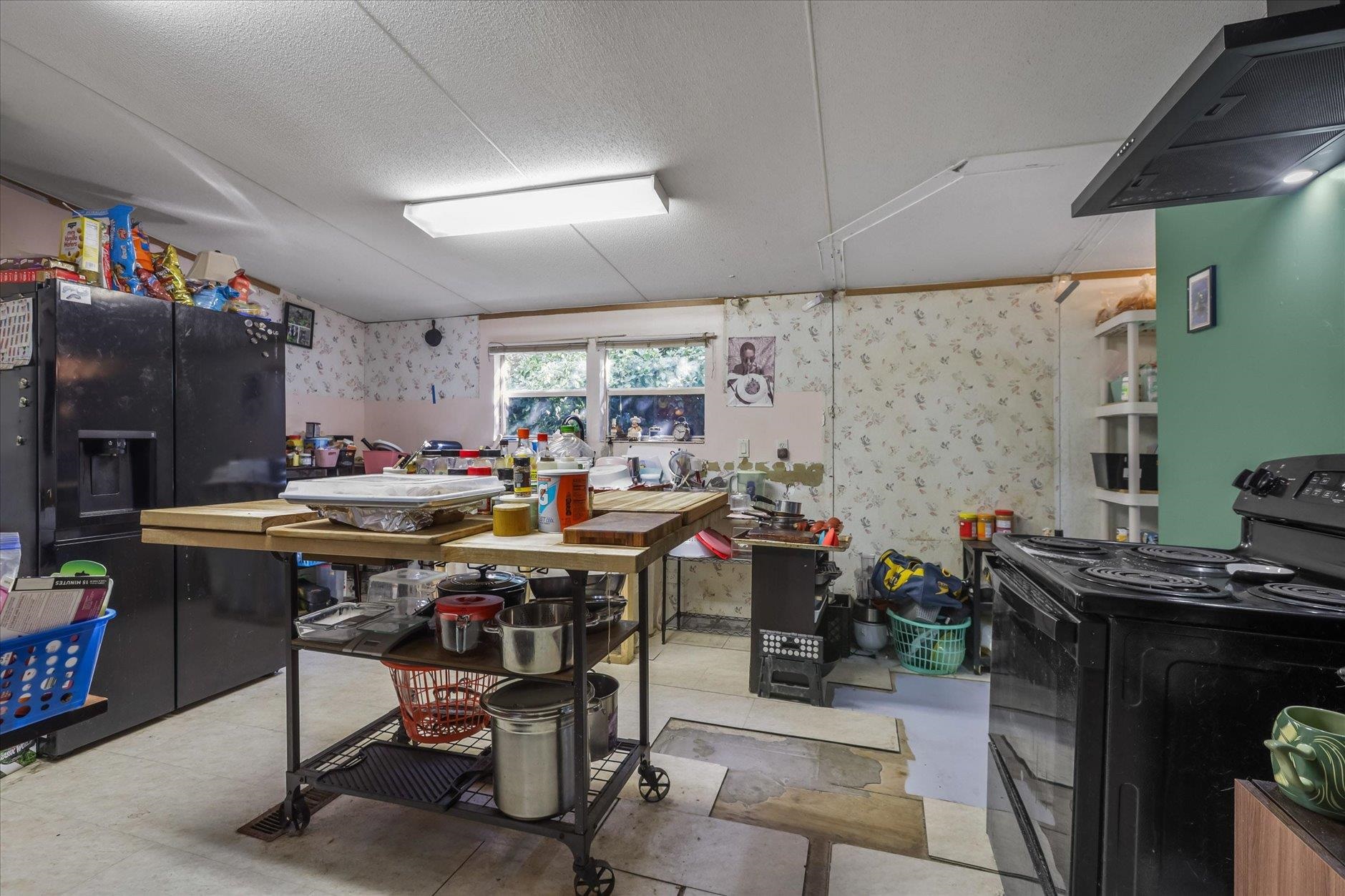 728 Sir Richard Road