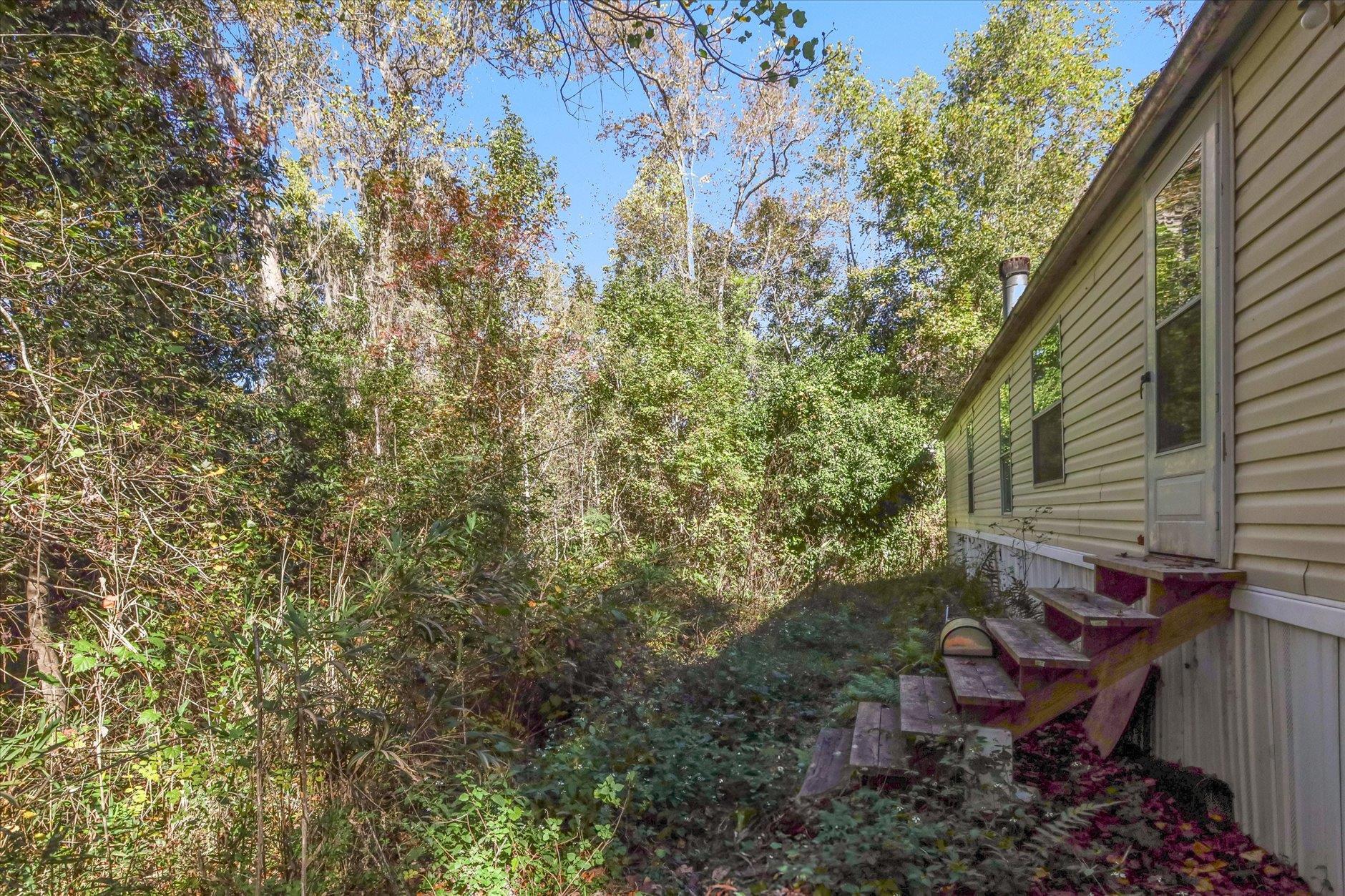 728 Sir Richard Road