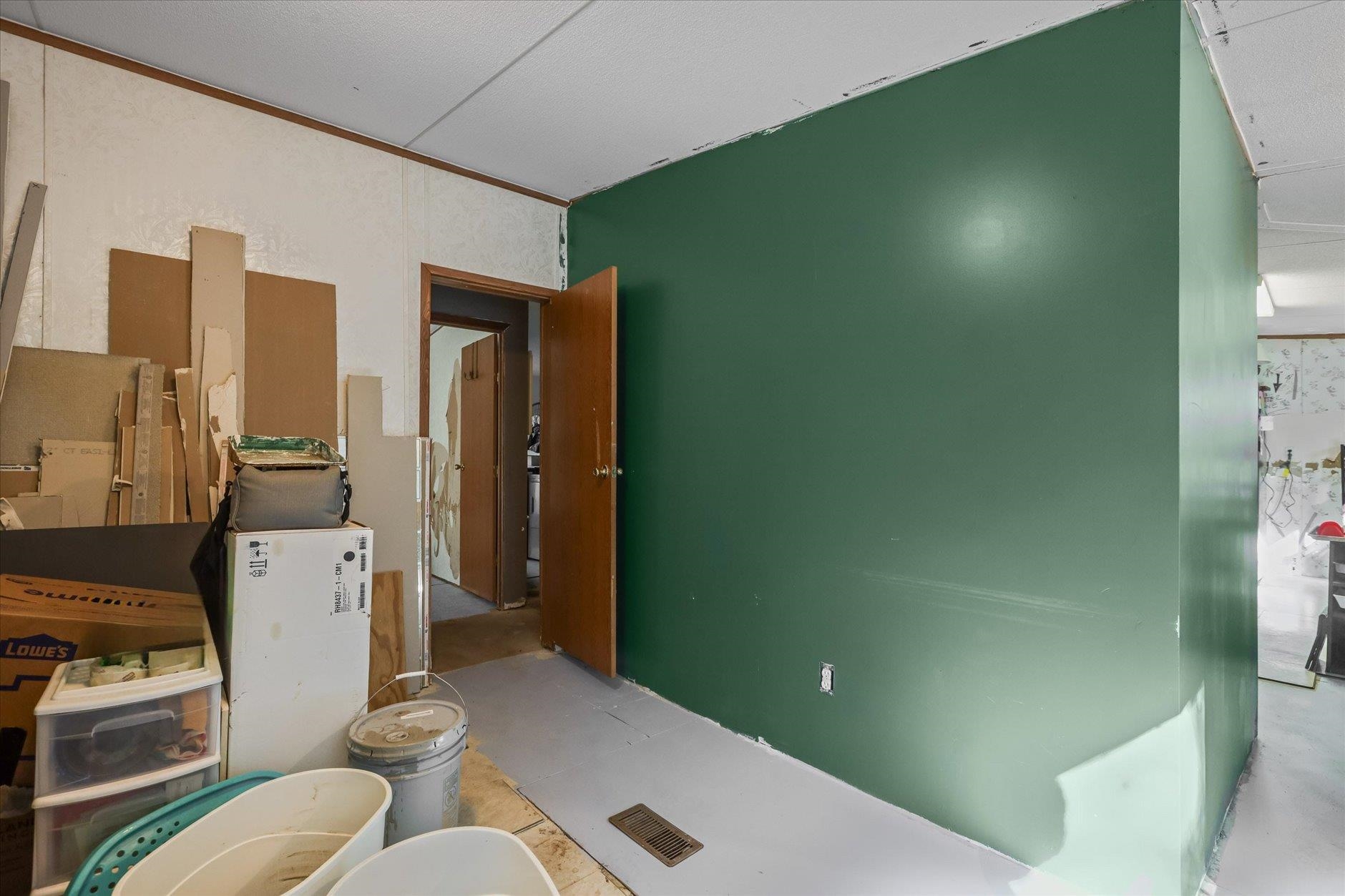 728 Sir Richard Road