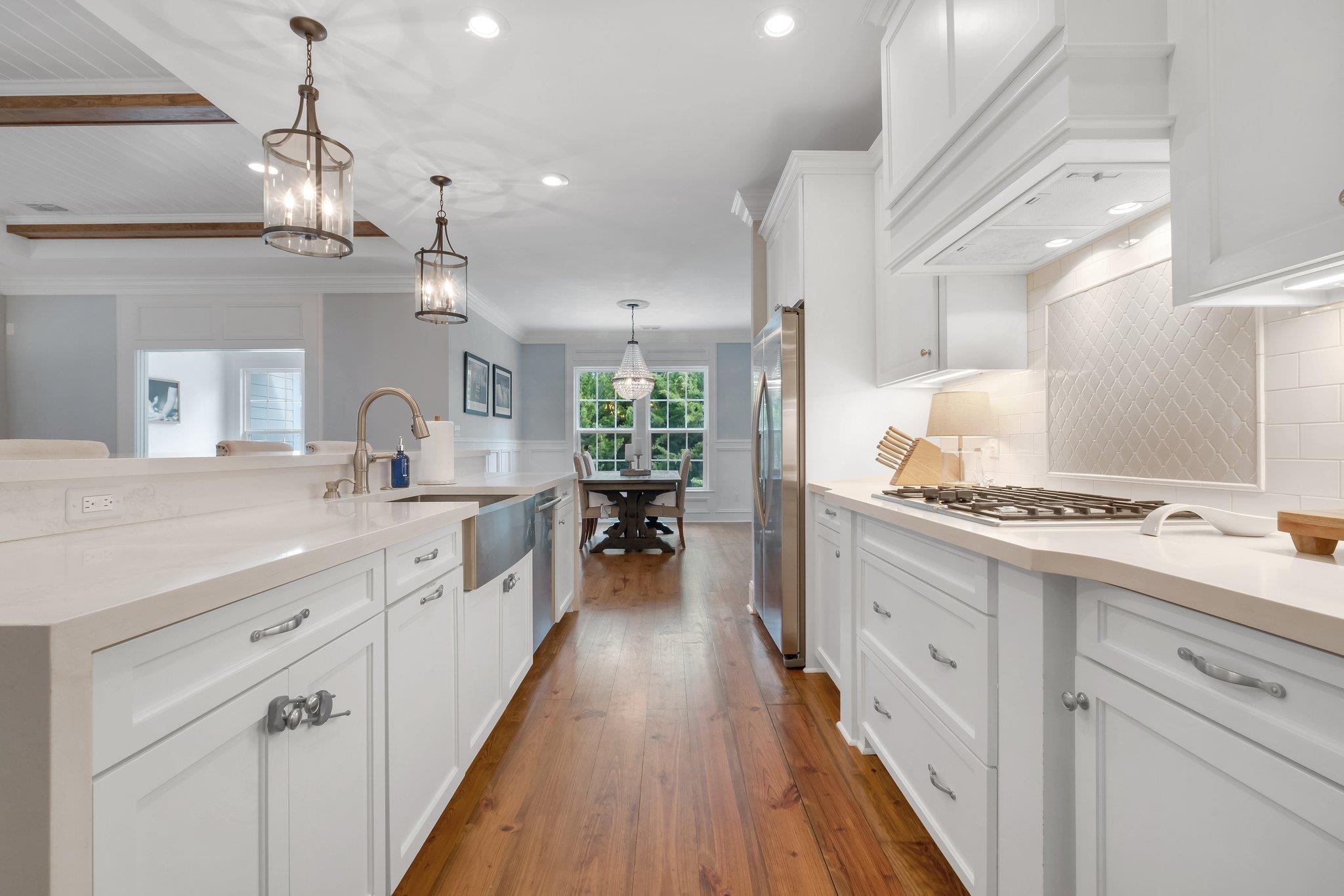 2225 Blakely Court