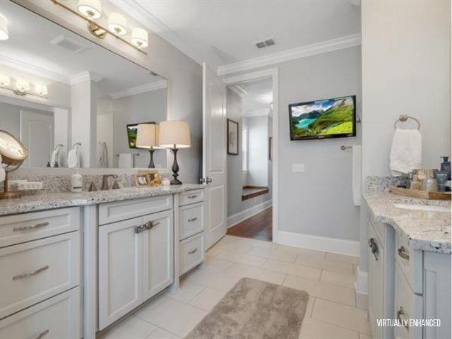 2225 Blakely Court