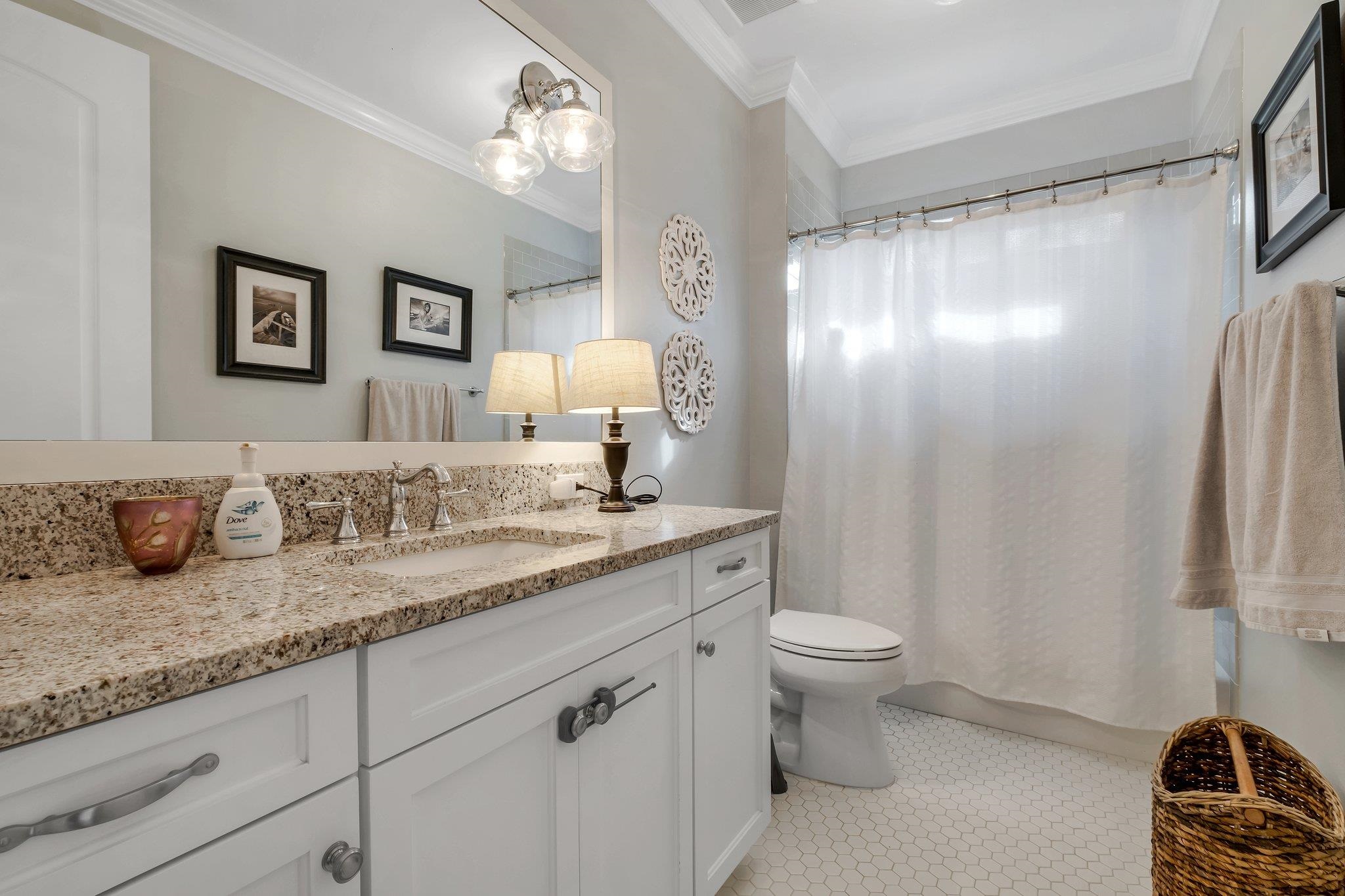2225 Blakely Court