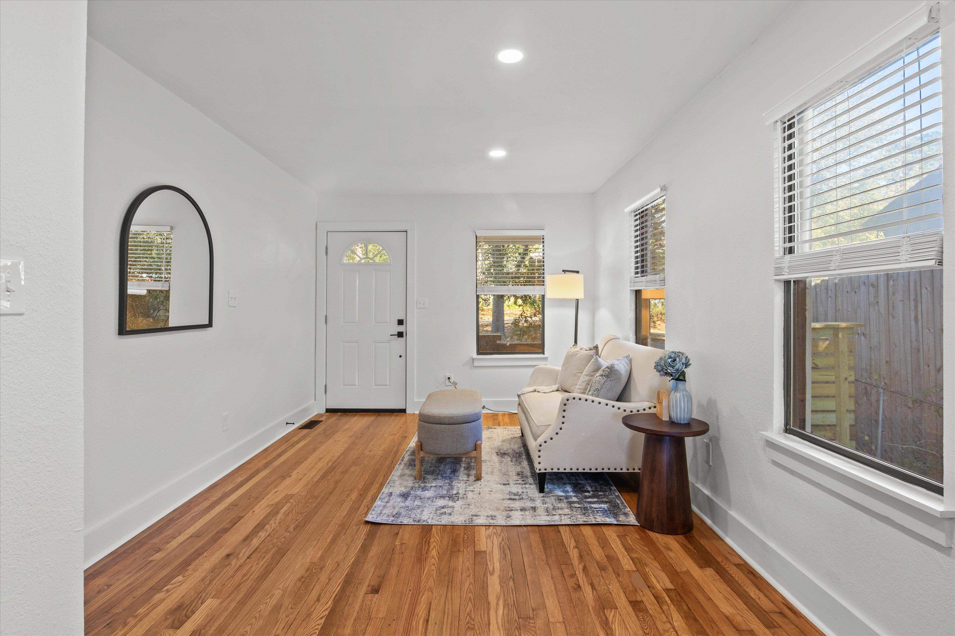 651 W 8Th Avenue