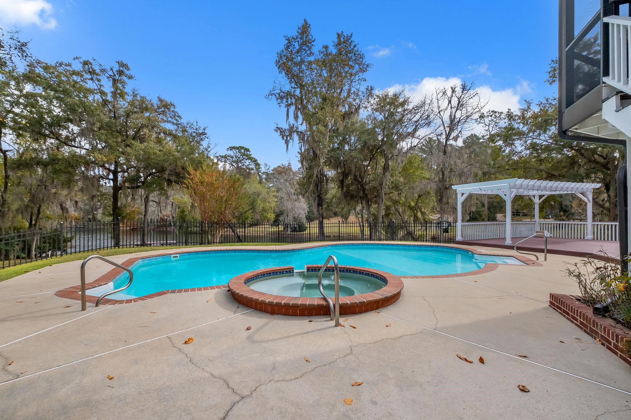 5351 Pembridge Place