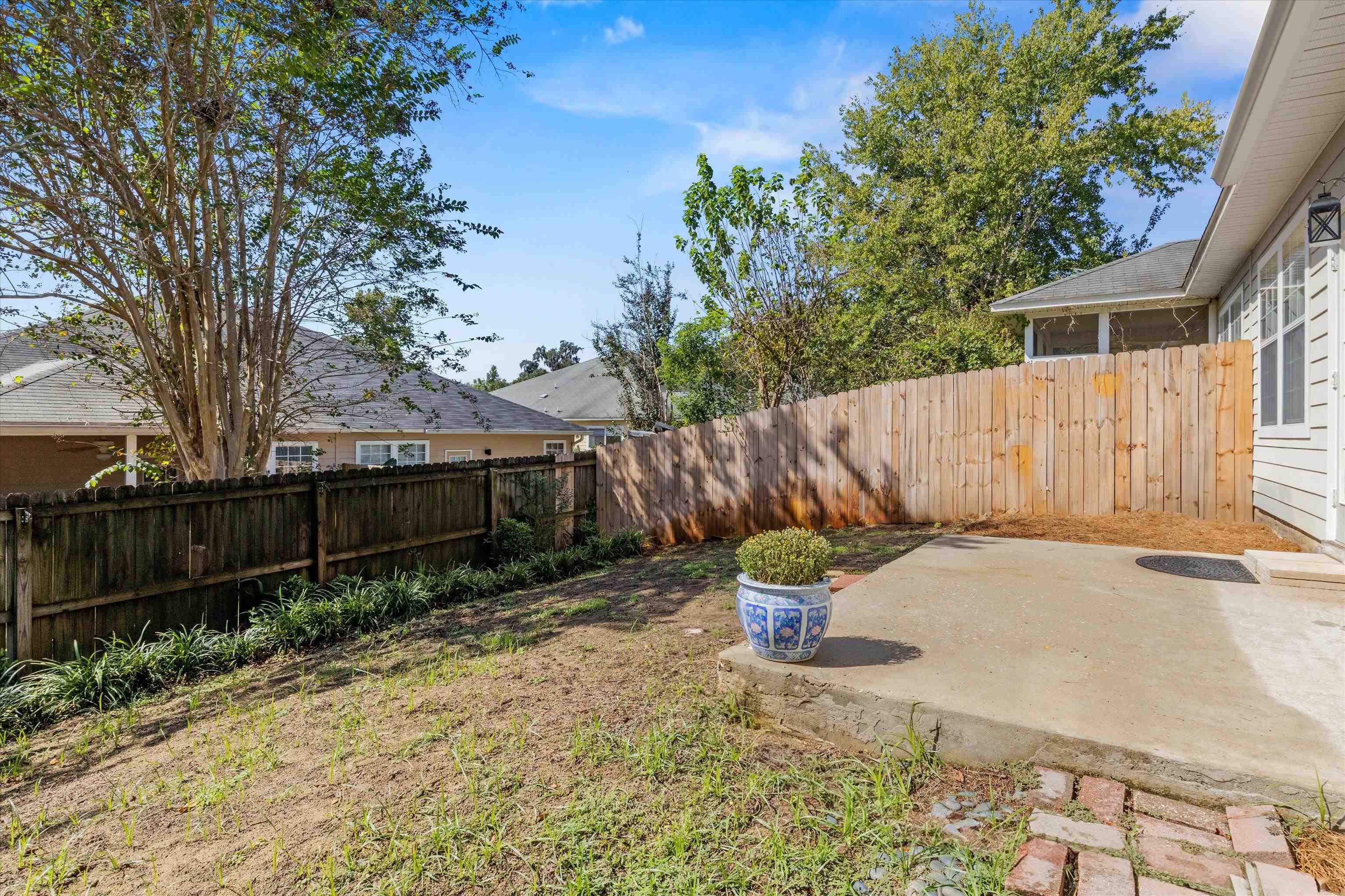 5509 Hampton Oak Place