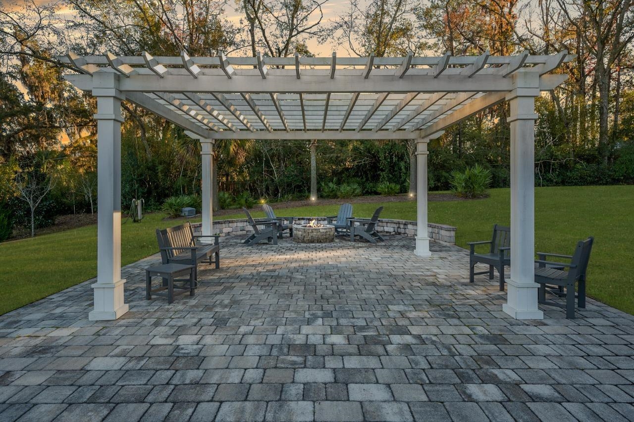 415 Glenview Drive