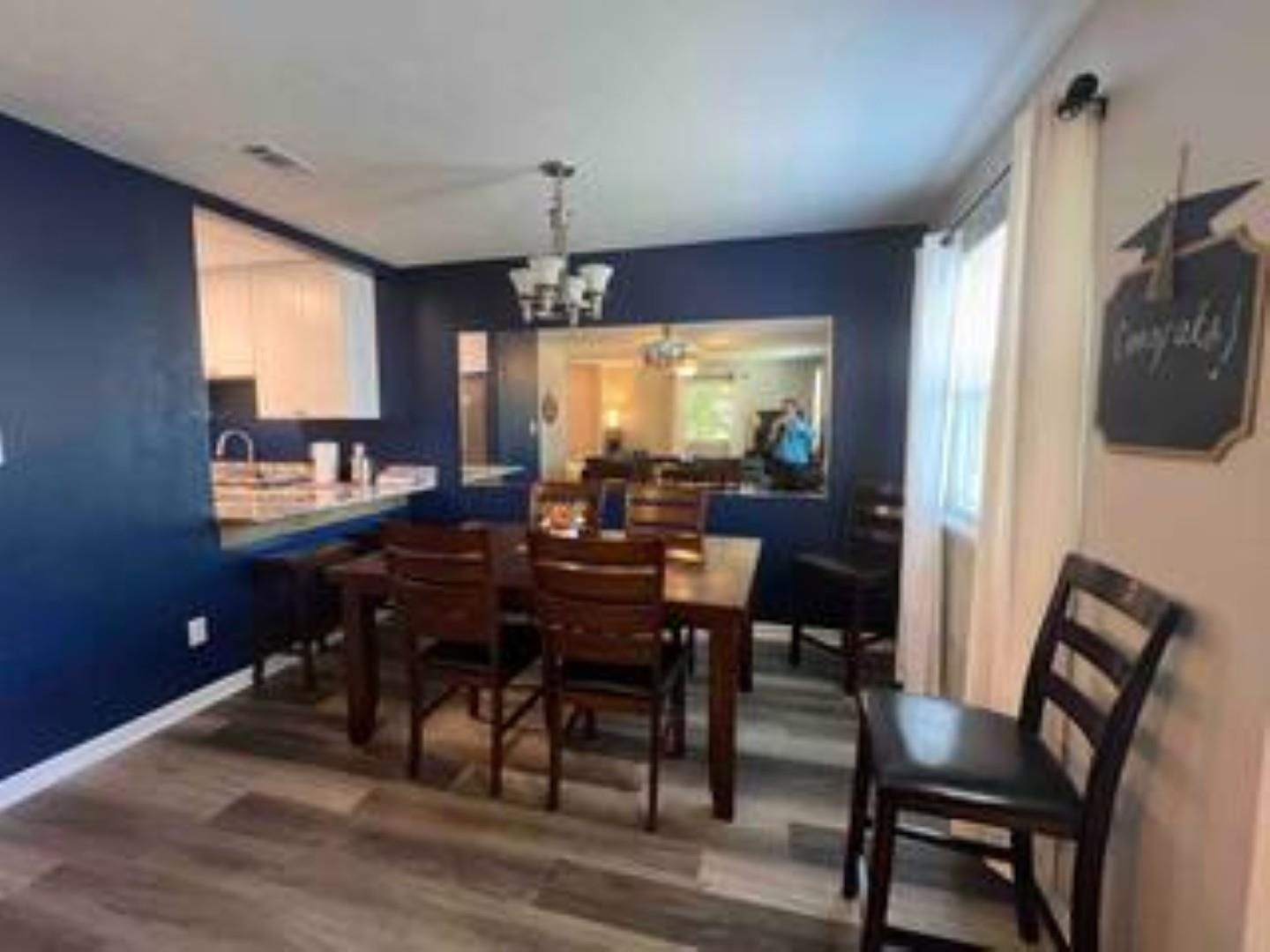 1323 Airport Drive Unit: E09