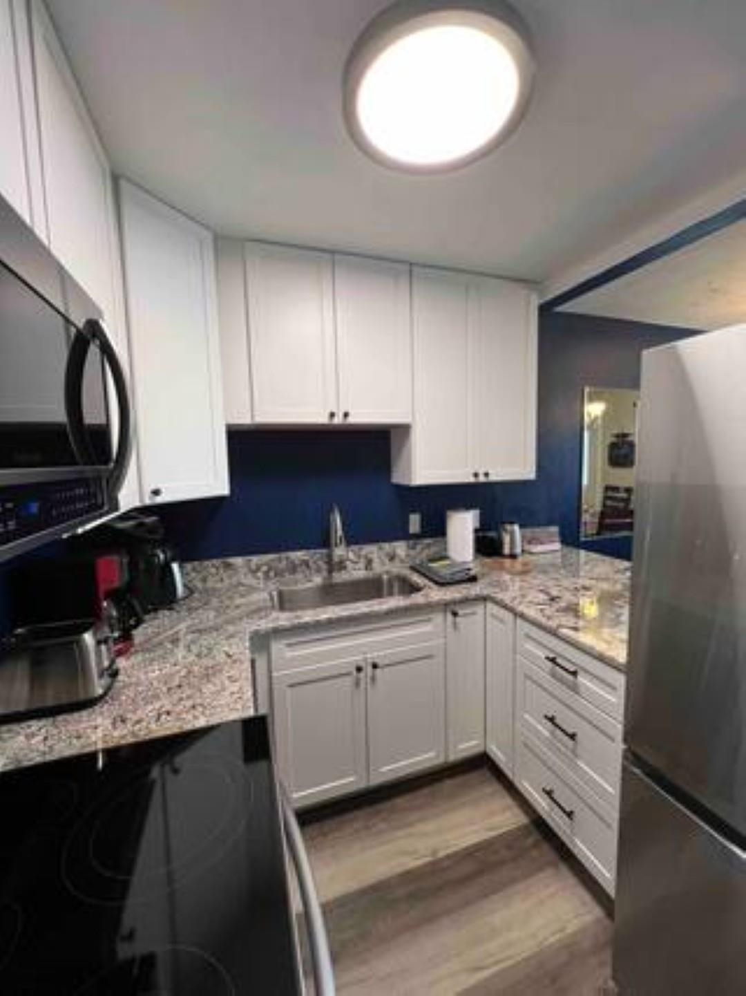 1323 Airport Drive Unit: E09