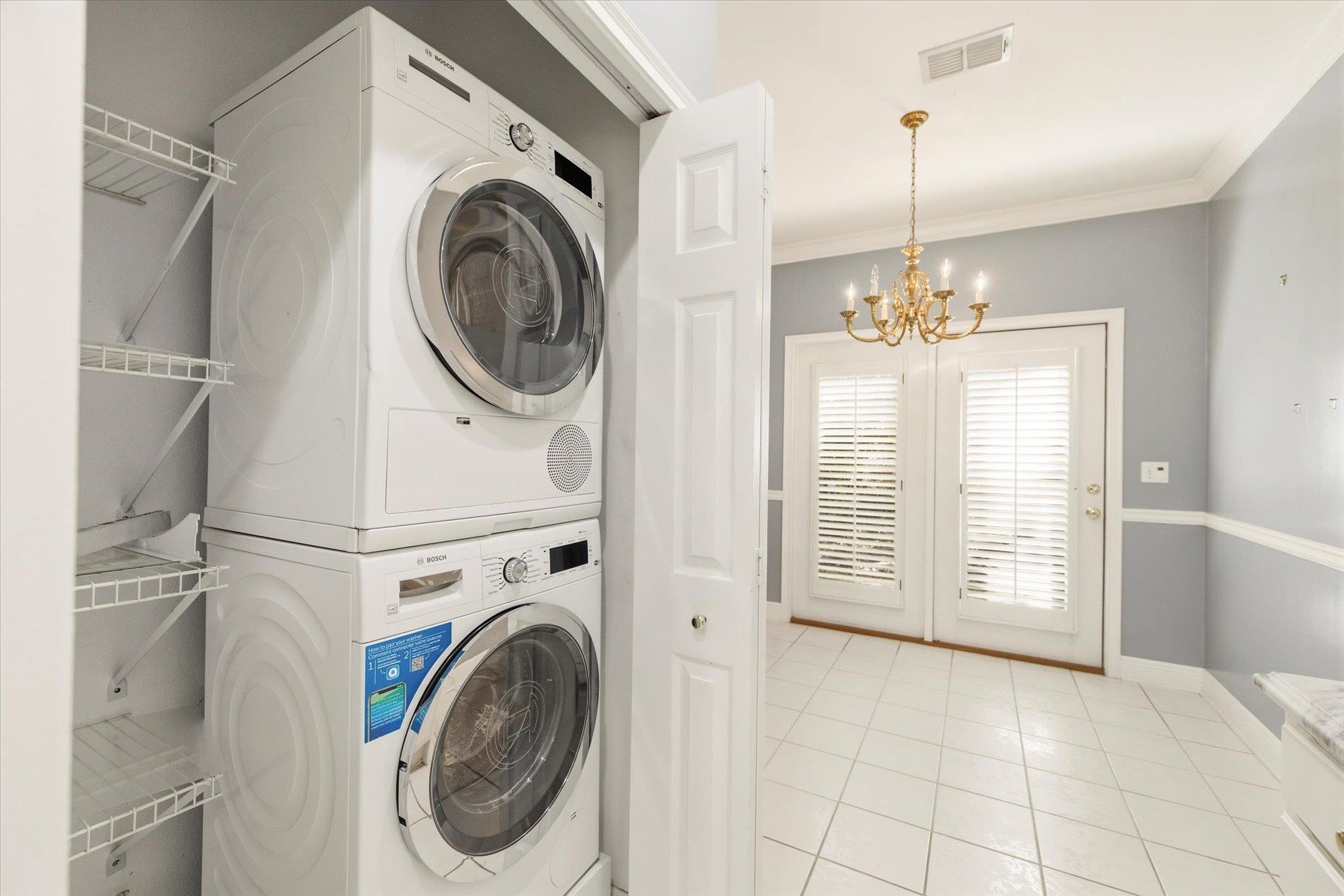 3343 Piping Rock