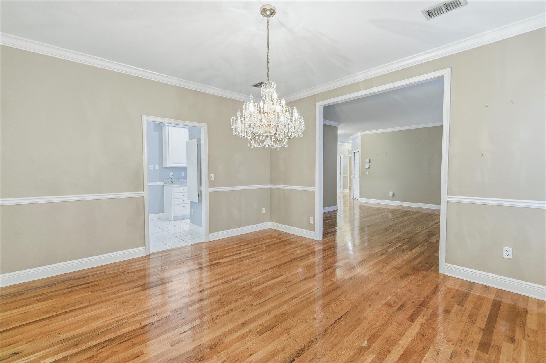 3343 Piping Rock