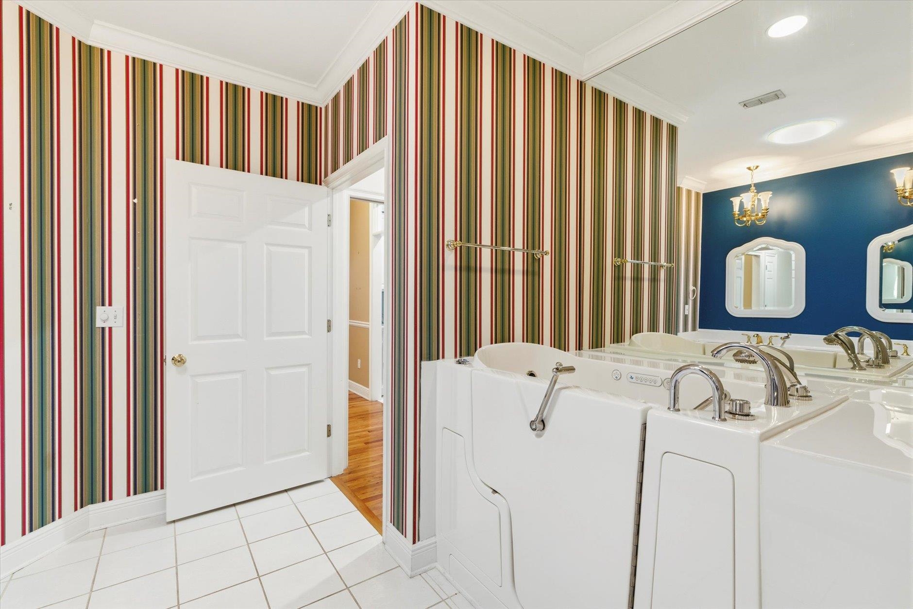 3343 Piping Rock