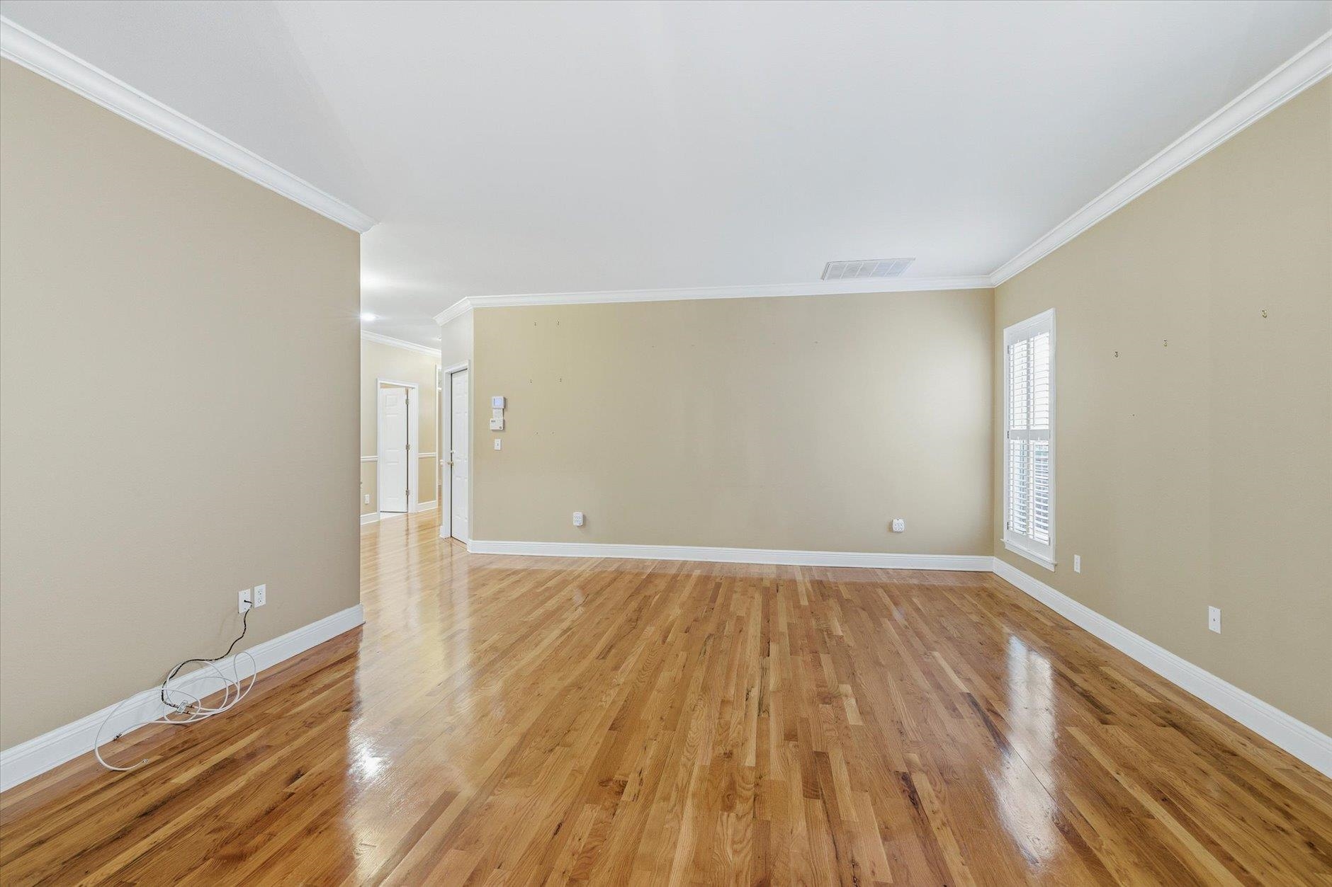 3343 Piping Rock