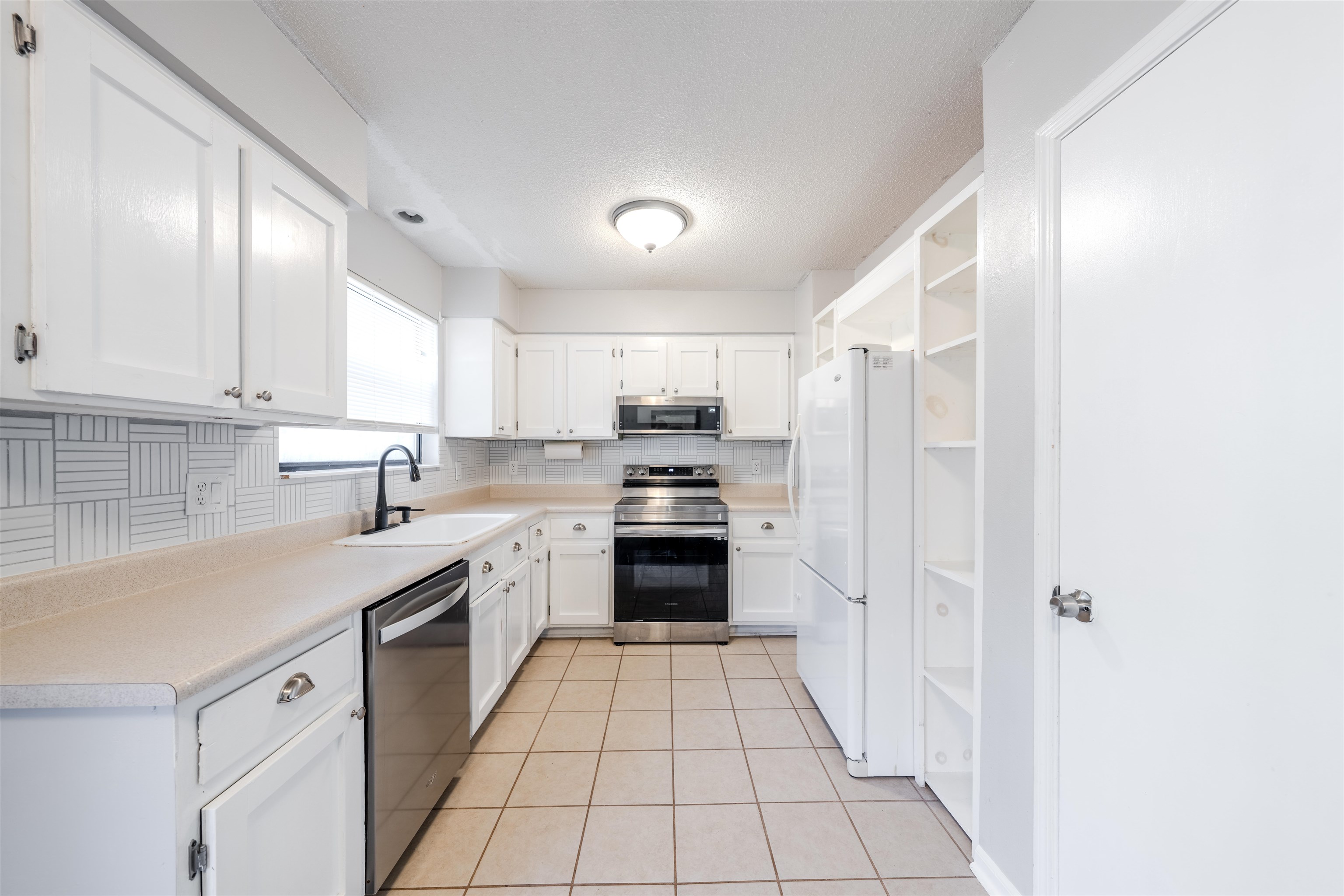 3305 Vassar Court