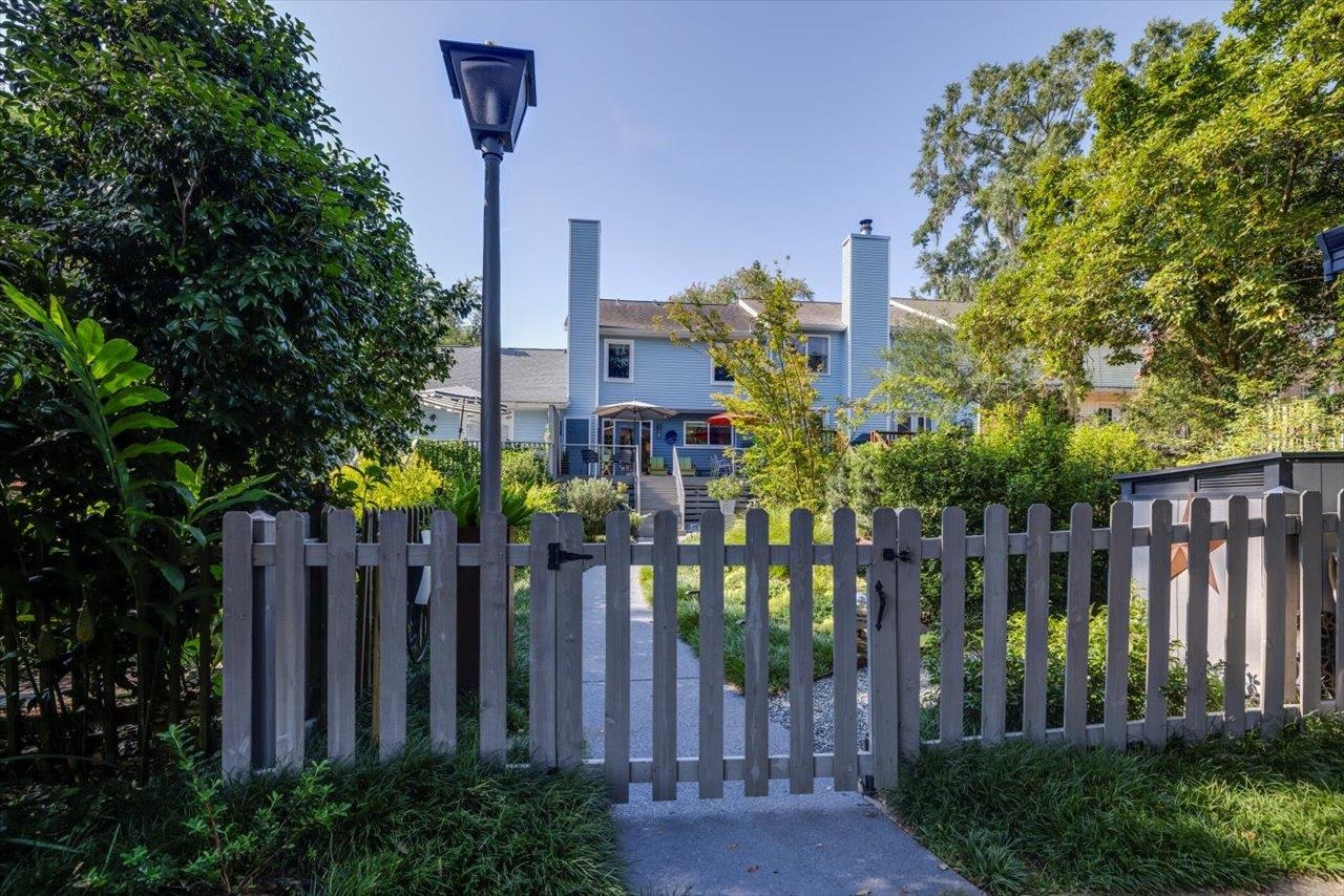 418 E Carolina Street