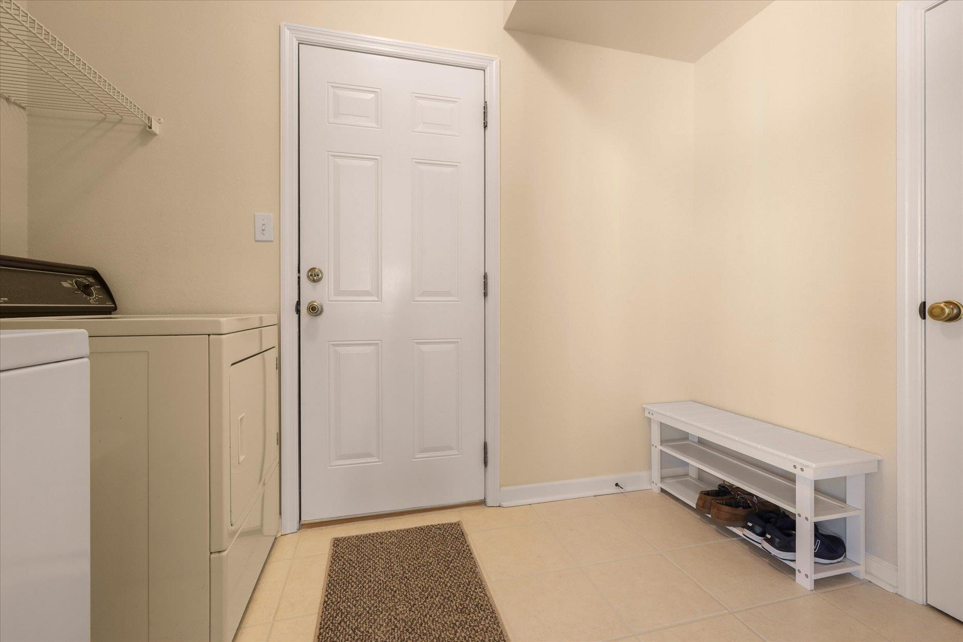 3464 Cedarwood Trail