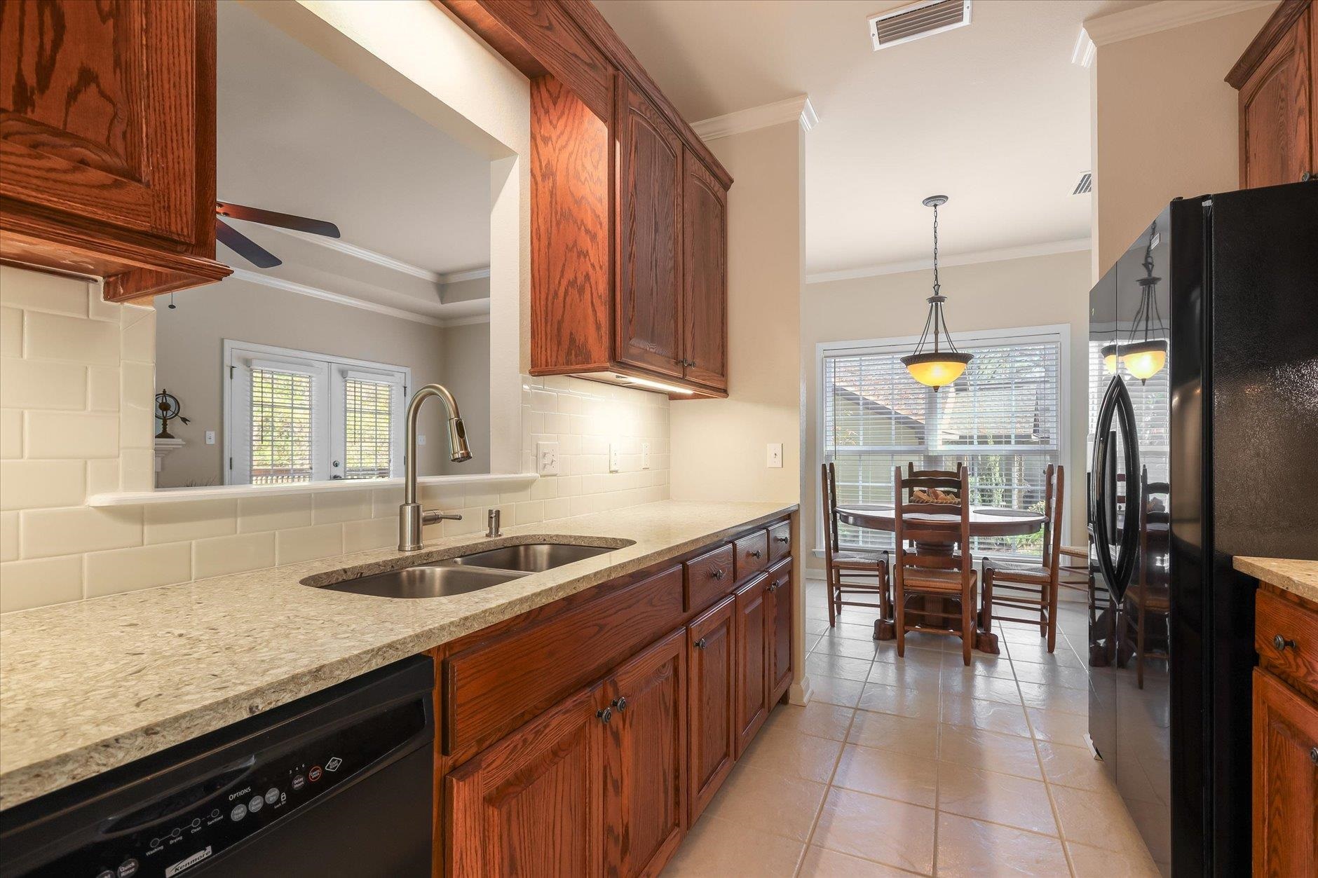 3464 Cedarwood Trail