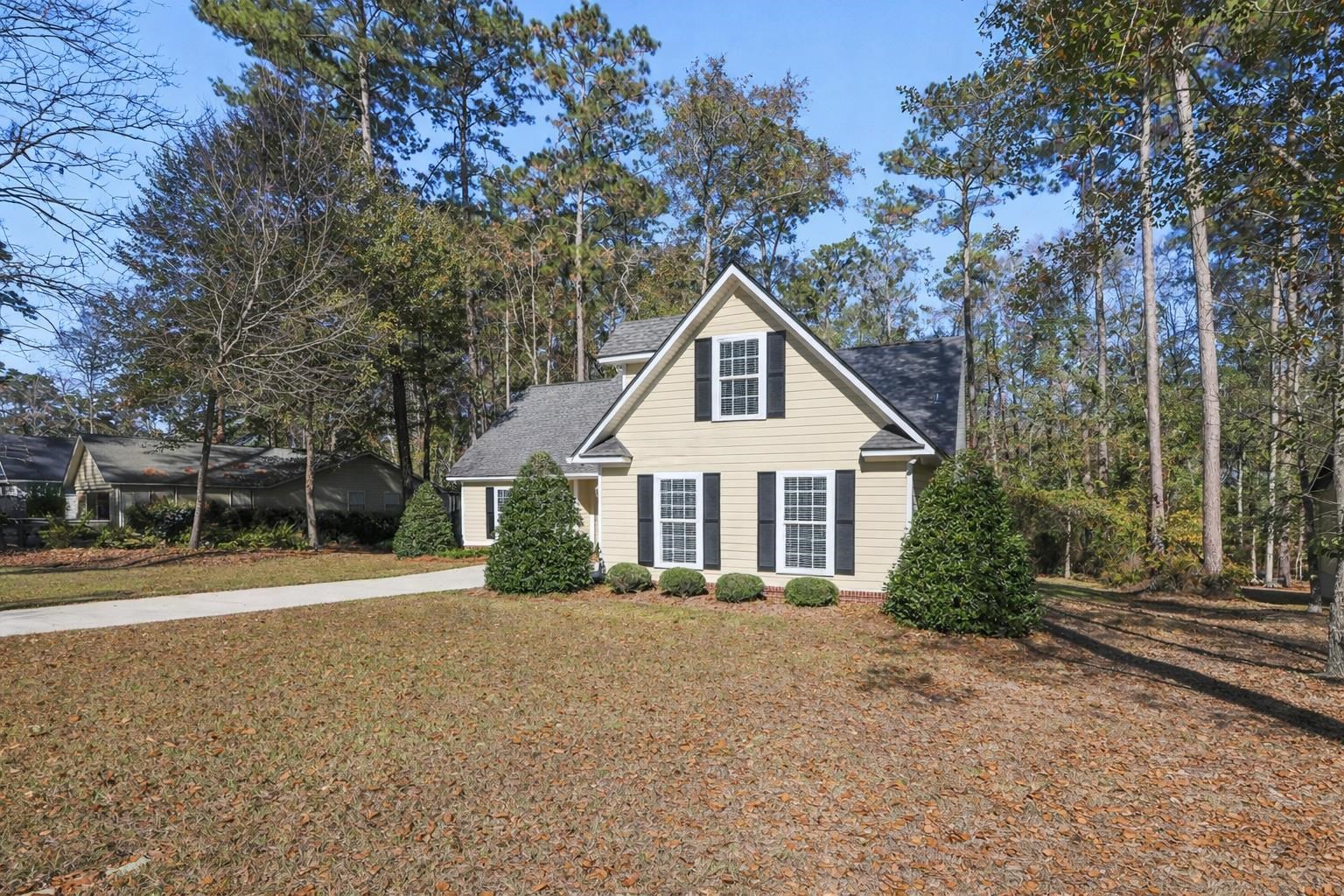 3464 Cedarwood Trail