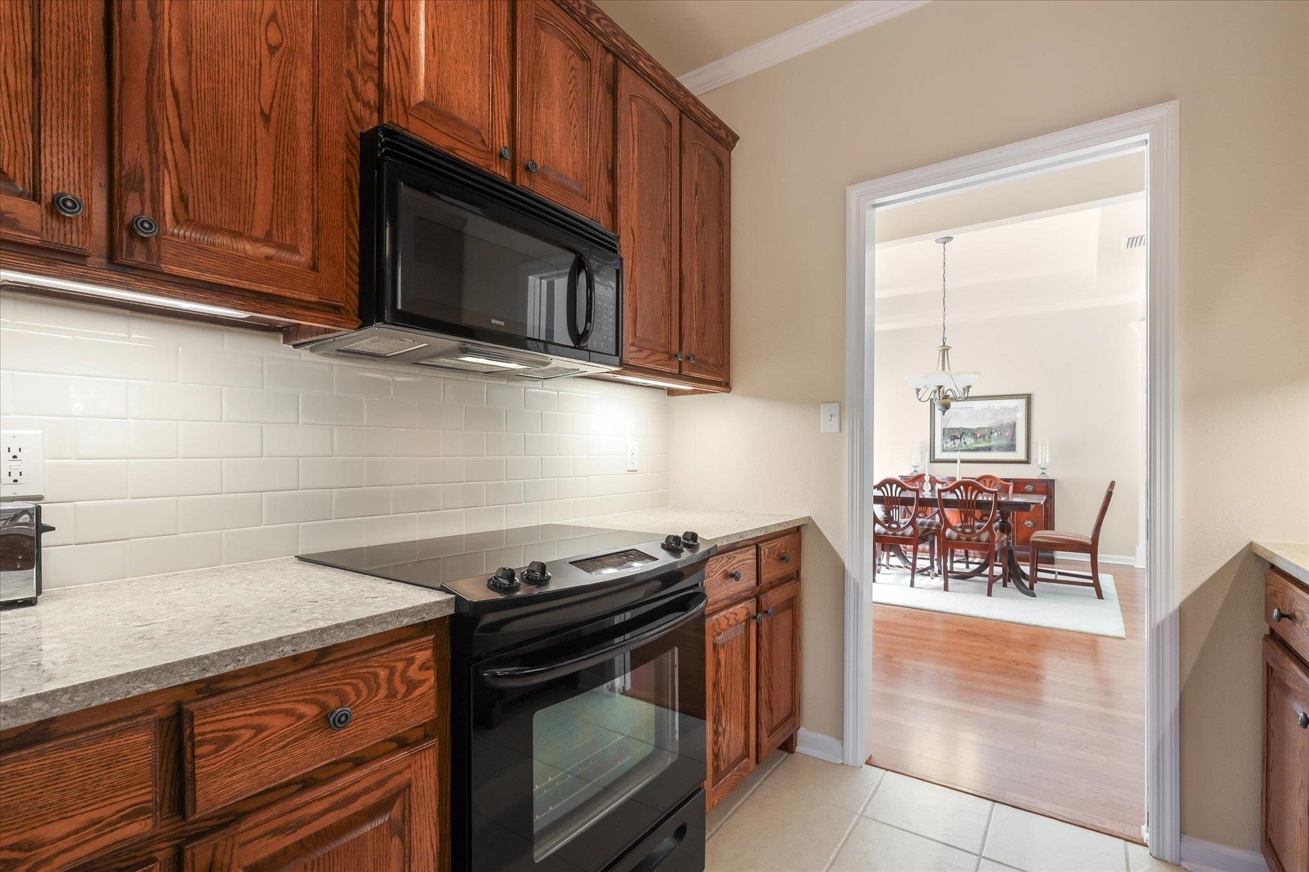 3464 Cedarwood Trail