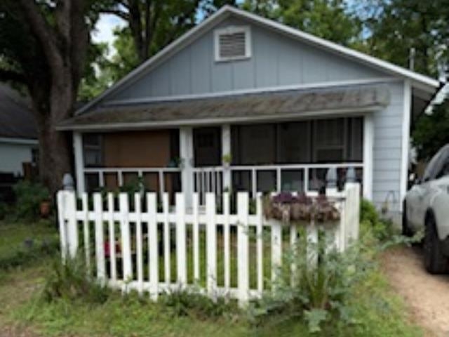 808 Goodbread Lane