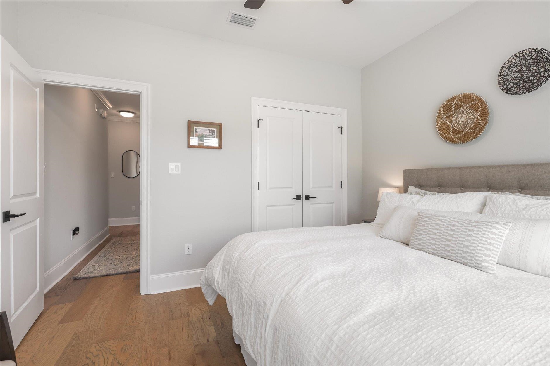 5160 Royal Fern Circle