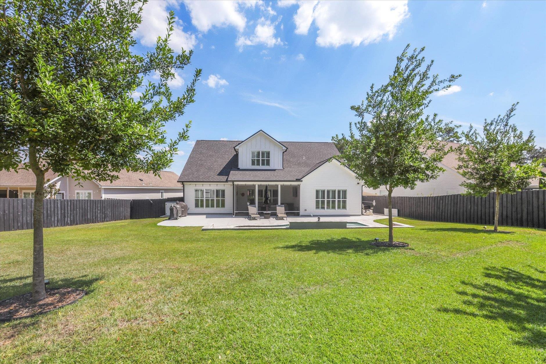 5160 Royal Fern Circle