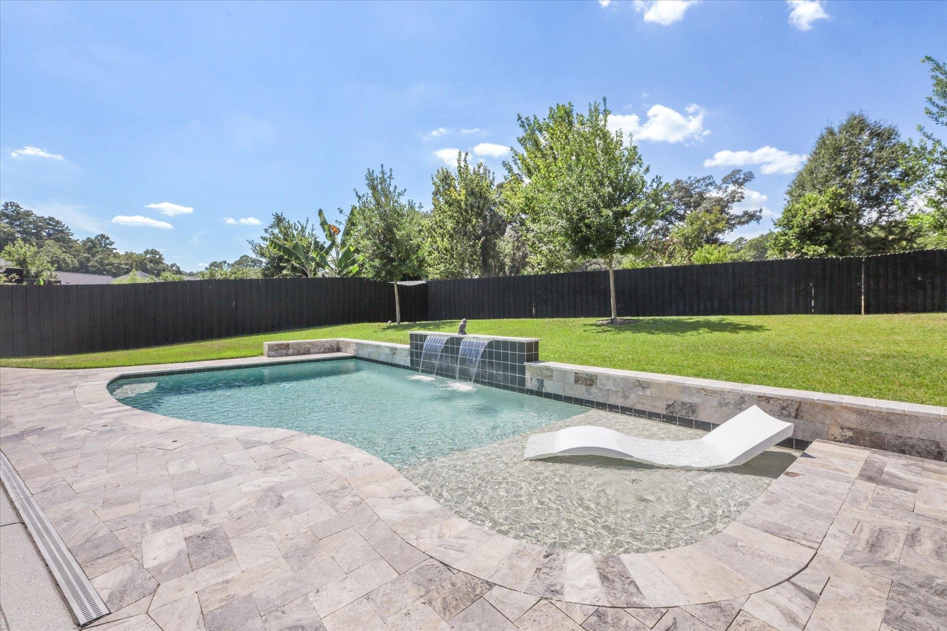 5160 Royal Fern Circle