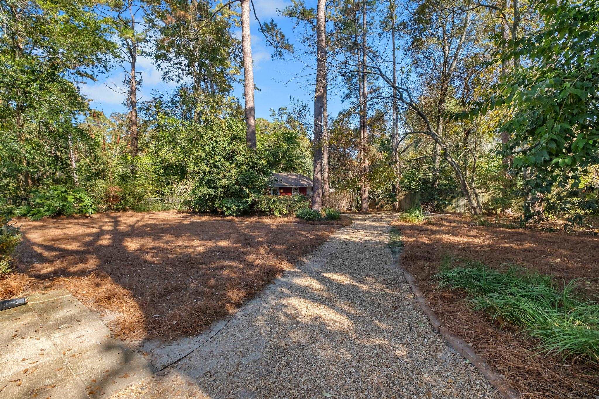 2007 Dellwood Drive