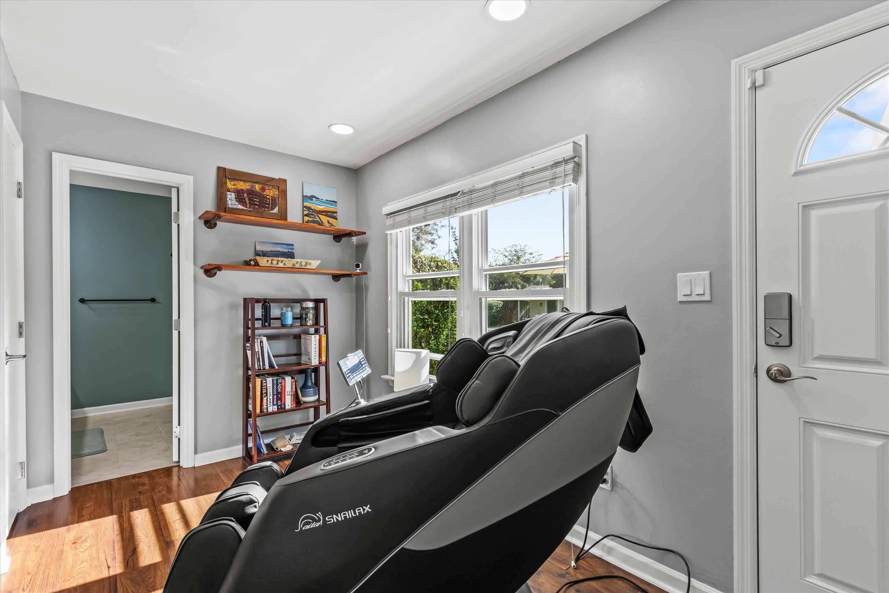 203 GLENVIEW Drive