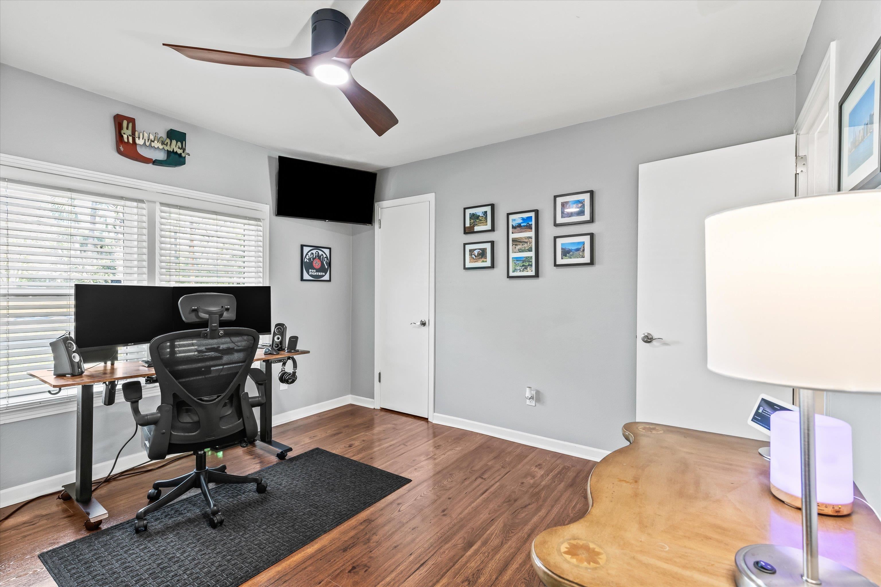203 GLENVIEW Drive