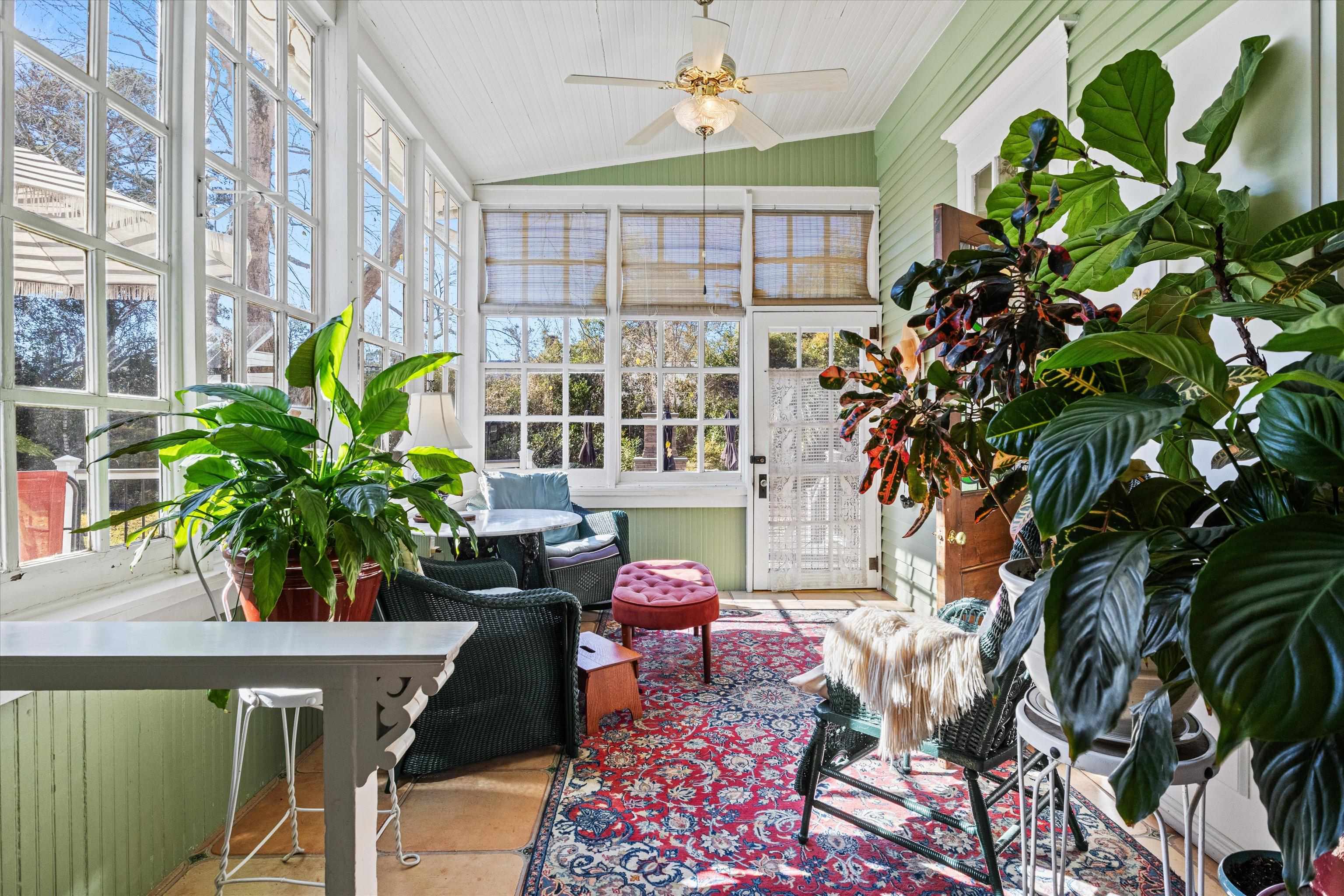 336 N JACKSON Street