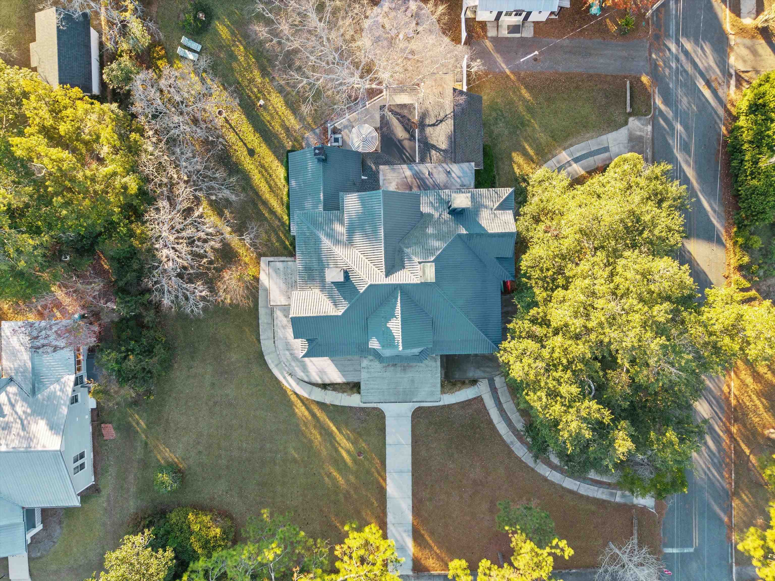 336 N JACKSON Street