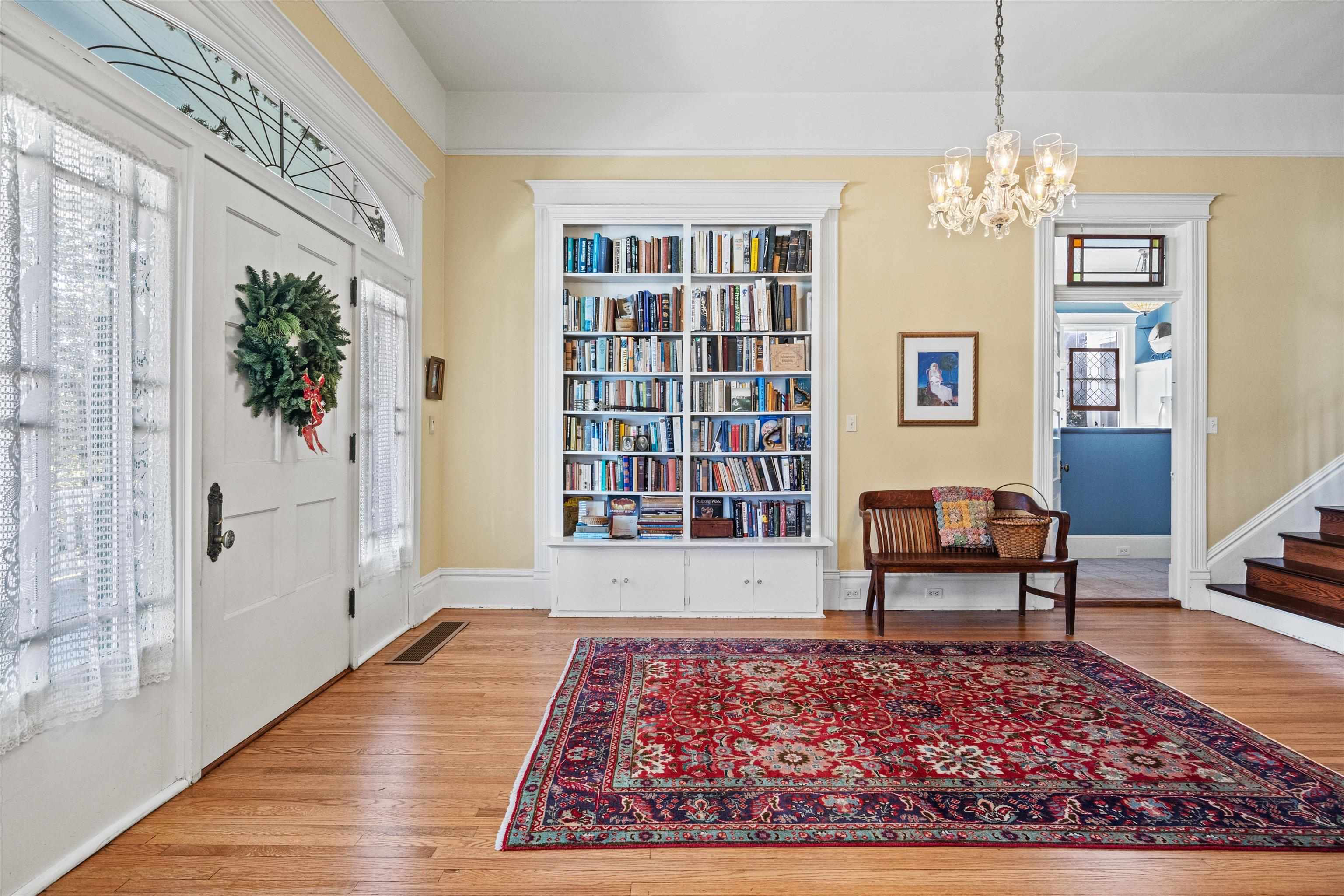 336 N JACKSON Street