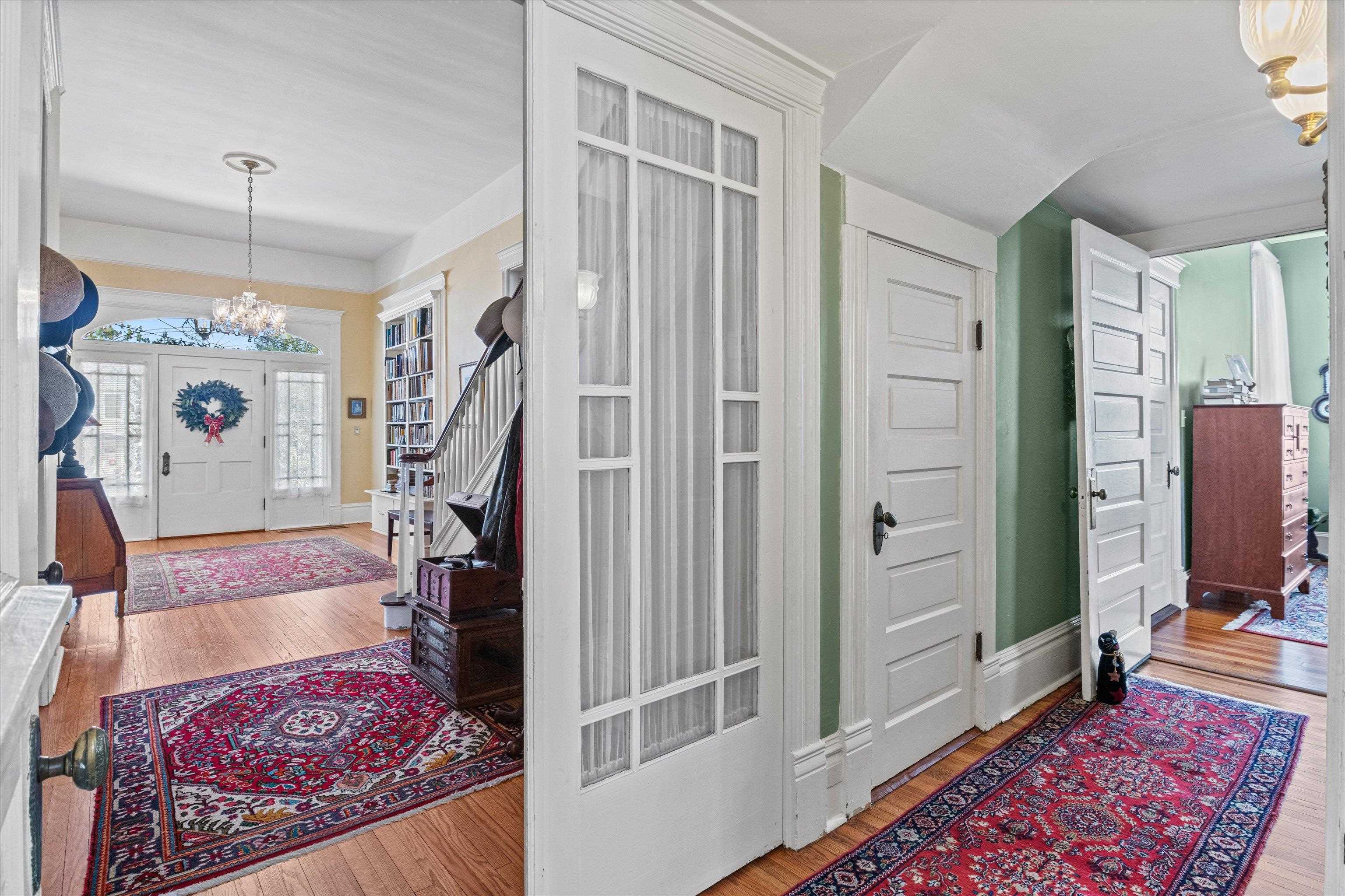 336 N JACKSON Street