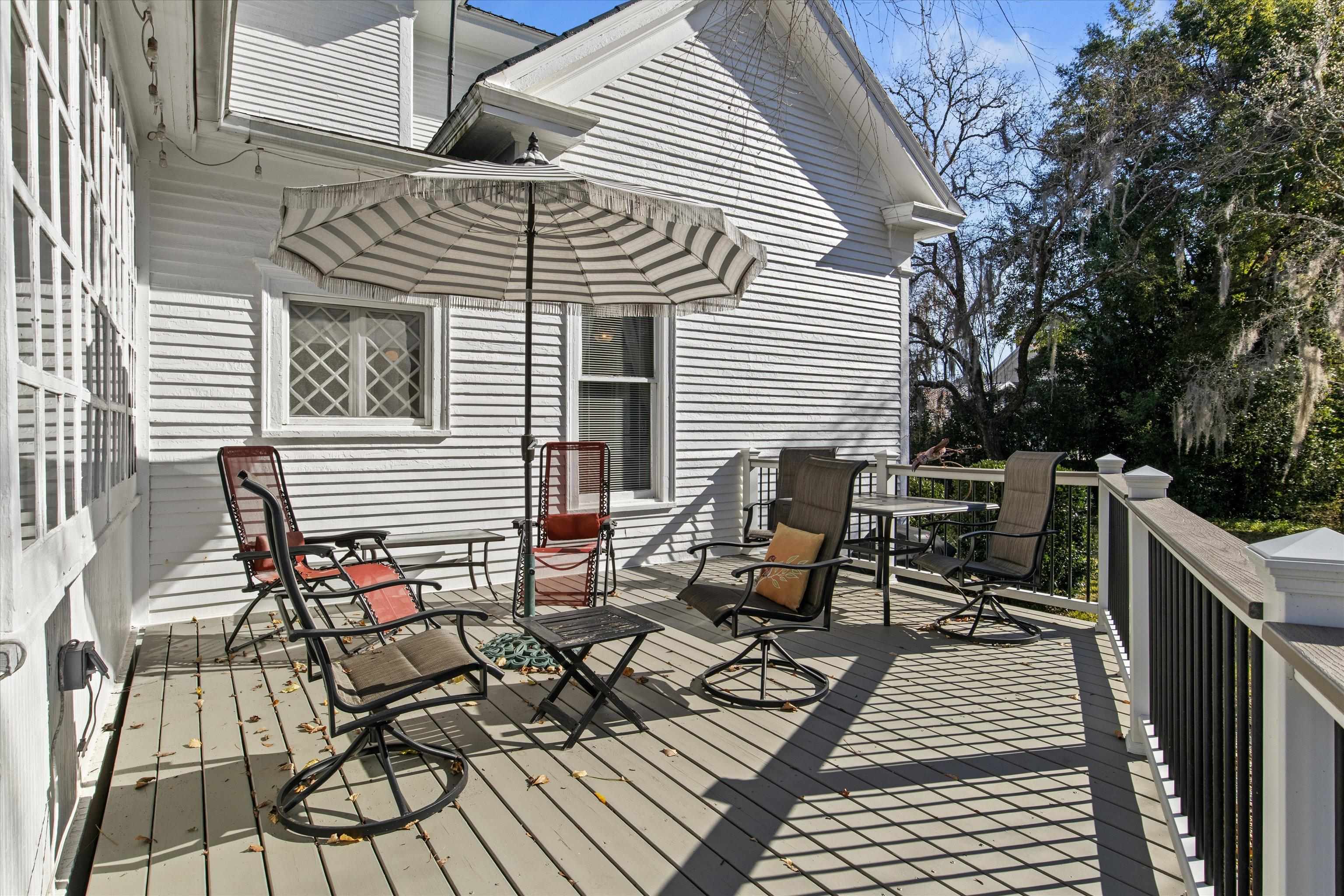 336 N JACKSON Street