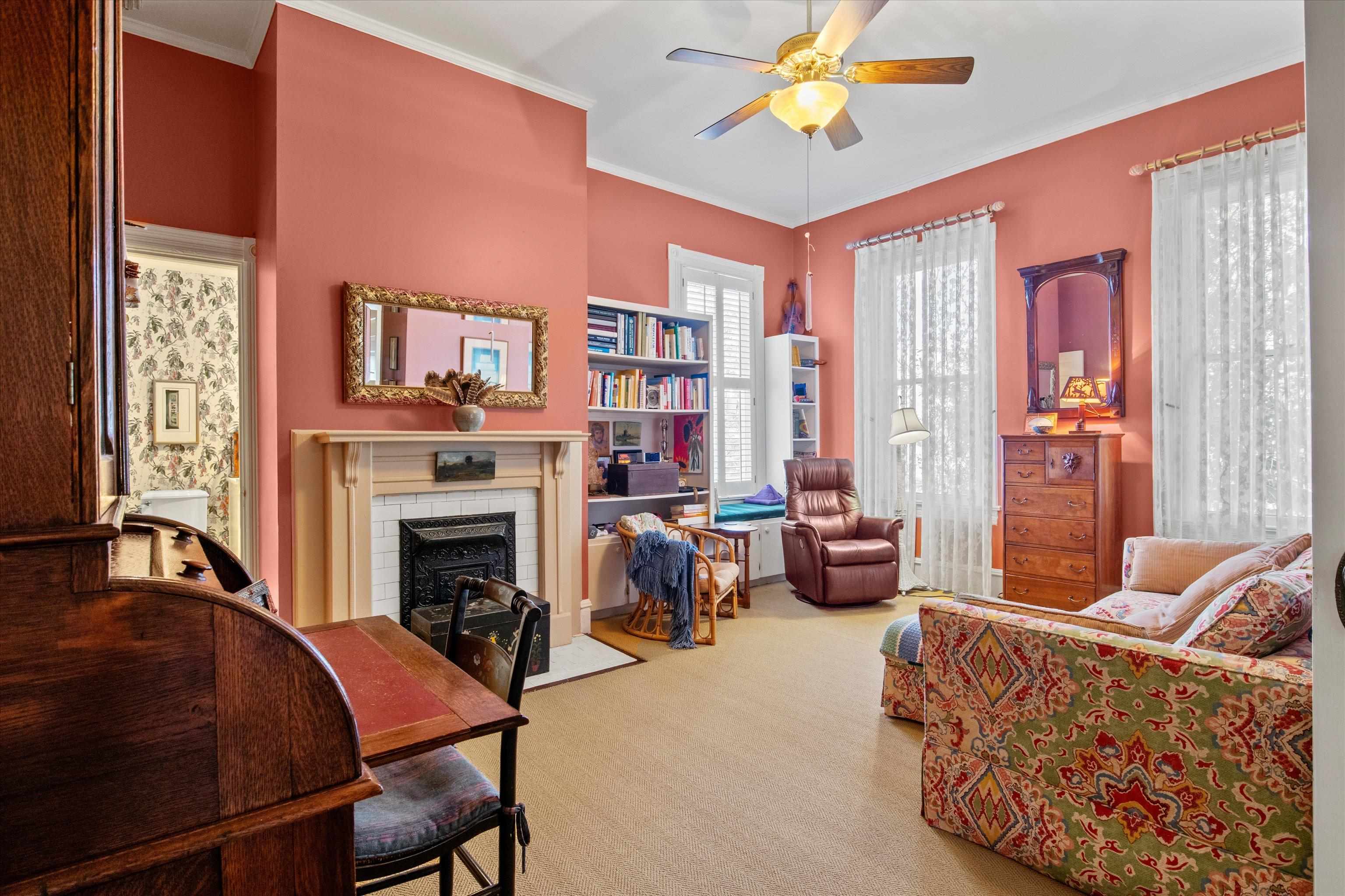 336 N JACKSON Street